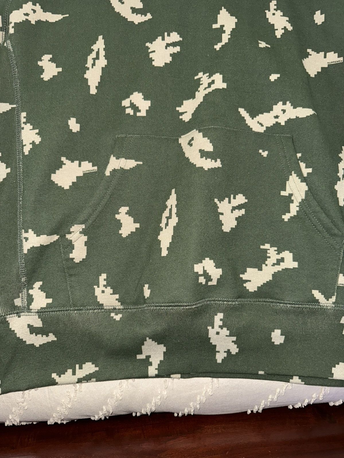 Supreme Supreme Box Logo Hooded Sweatshirt (FW21) olive russian camo Size US M / EU 48-50 / 2 - 9 Thumbnail