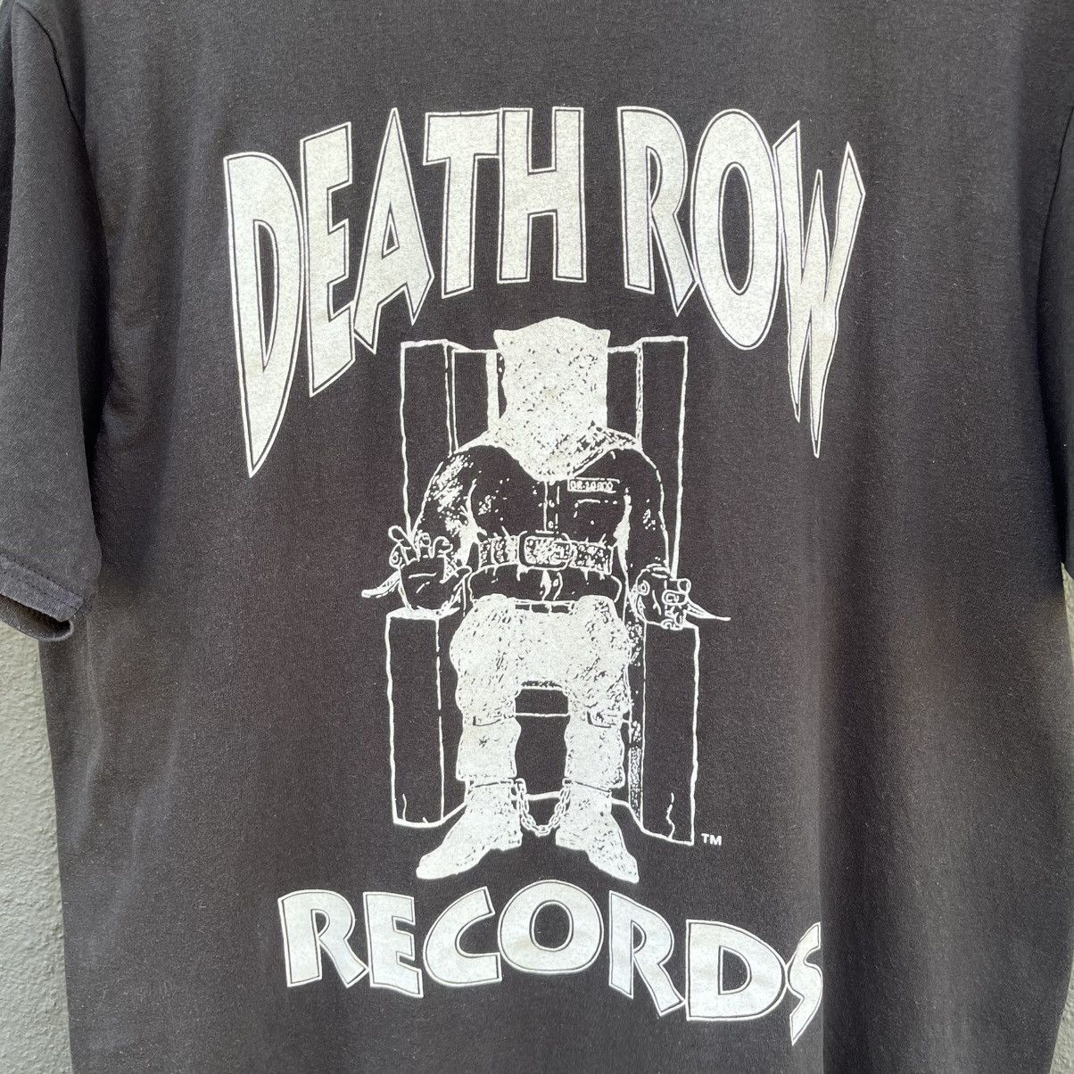 Death Row Records Thrashed Faded Death Row Records ERD GRUNGE Tee Size US L / EU 52-54 / 3 - 2 Thumbnail
