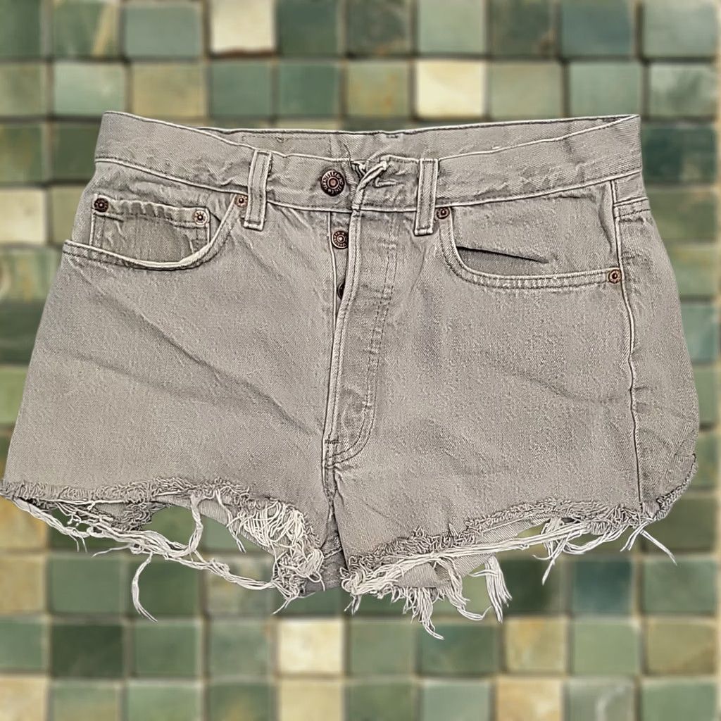 Levi's VTG Levi's 501 Jorts Sz 31 Gray Denim Booty Biker Shorts Daisy Duke Made in USA Womens 31 Denim Cotton Jeans Shorts Mid 2000s Size 24" / US 00 / IT 34 - 1 Thumbnail
