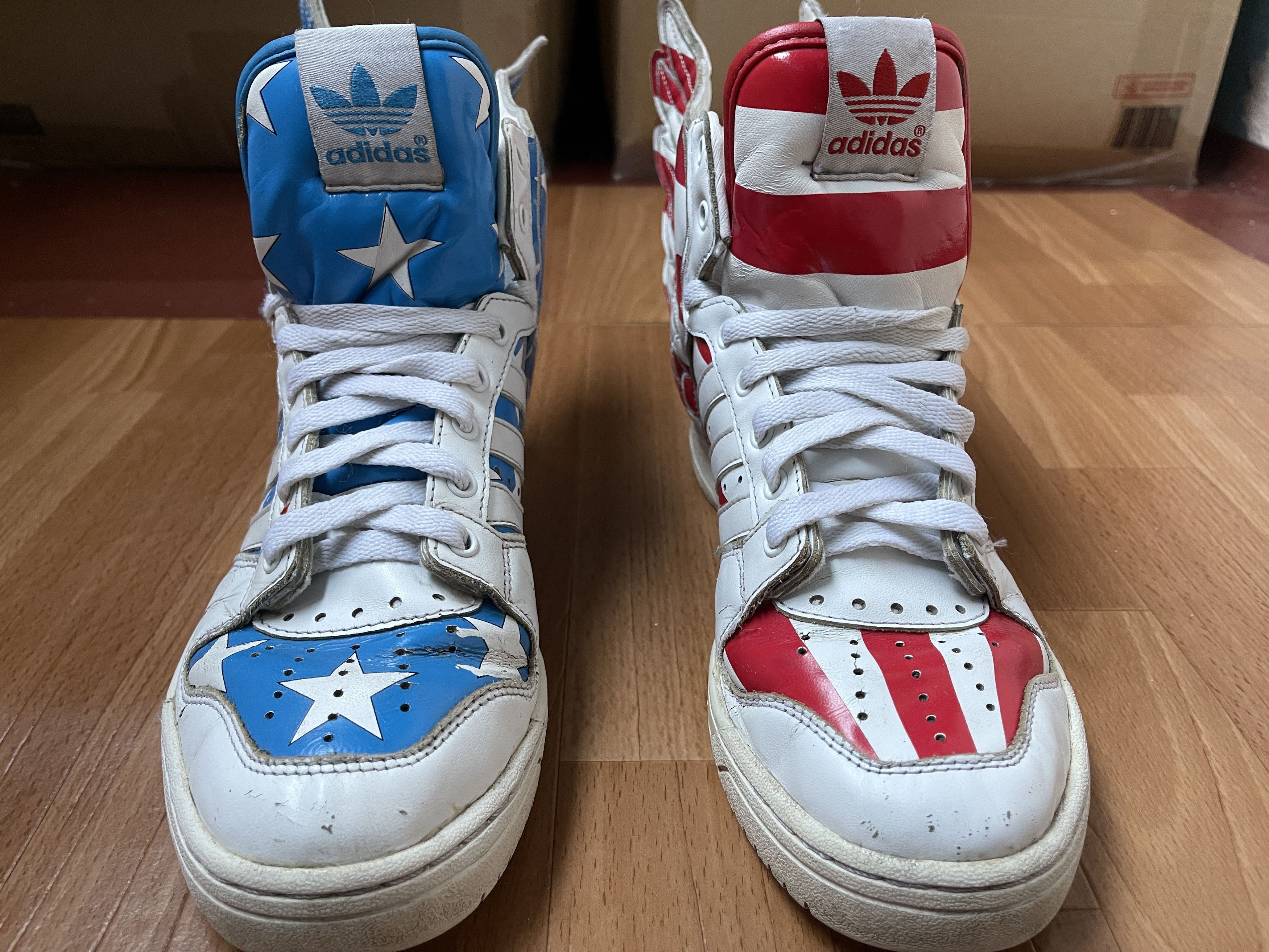 Adidas × Jeremy Scott Adidas Jeremy Scott Wings 2.0 FLAG Stars and Stripes V24619 Size US 7.5 / EU 40-41 - 19 Thumbnail
