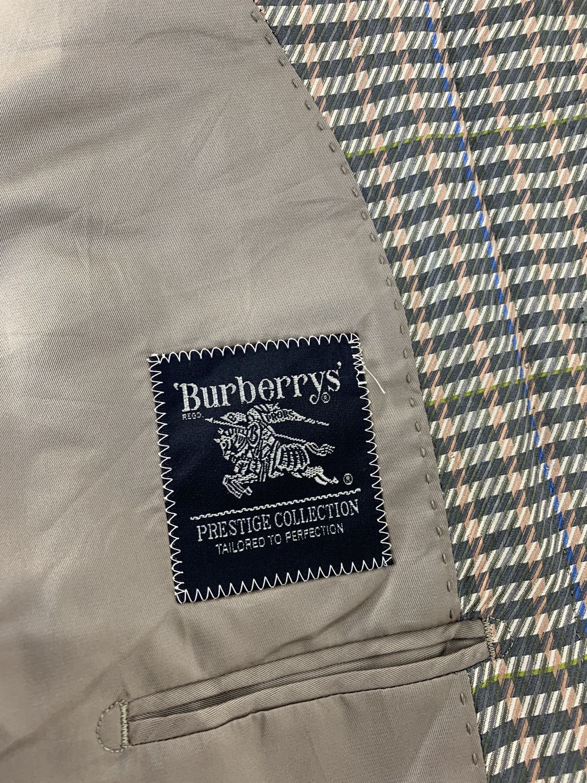 Burberry 90s Burberrys Prestige Collection Pure Silk Checked Coat Size US M / EU 48-50 / 2 - 5 Thumbnail