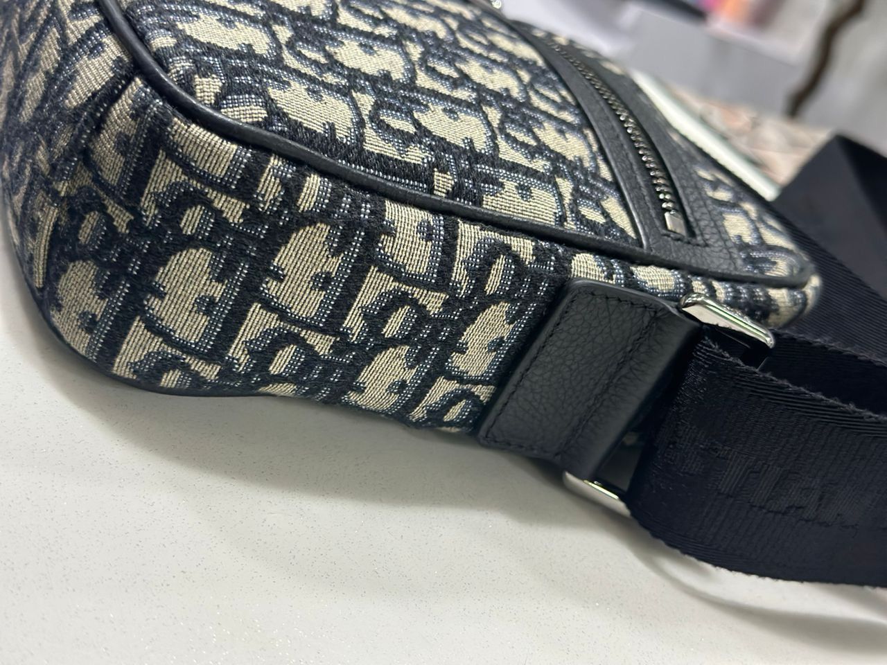 Dior Authentic Christian Dior Oblique Blue Beige Crossbody Bag Size ONE SIZE - 14 Thumbnail