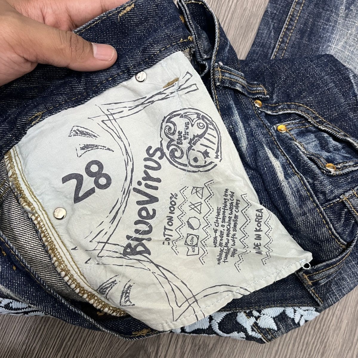 Japanese Brand Flared Pant Bluevirus Flower Embroidery Ifsix Lgb Style Size US 31 - 18 Thumbnail
