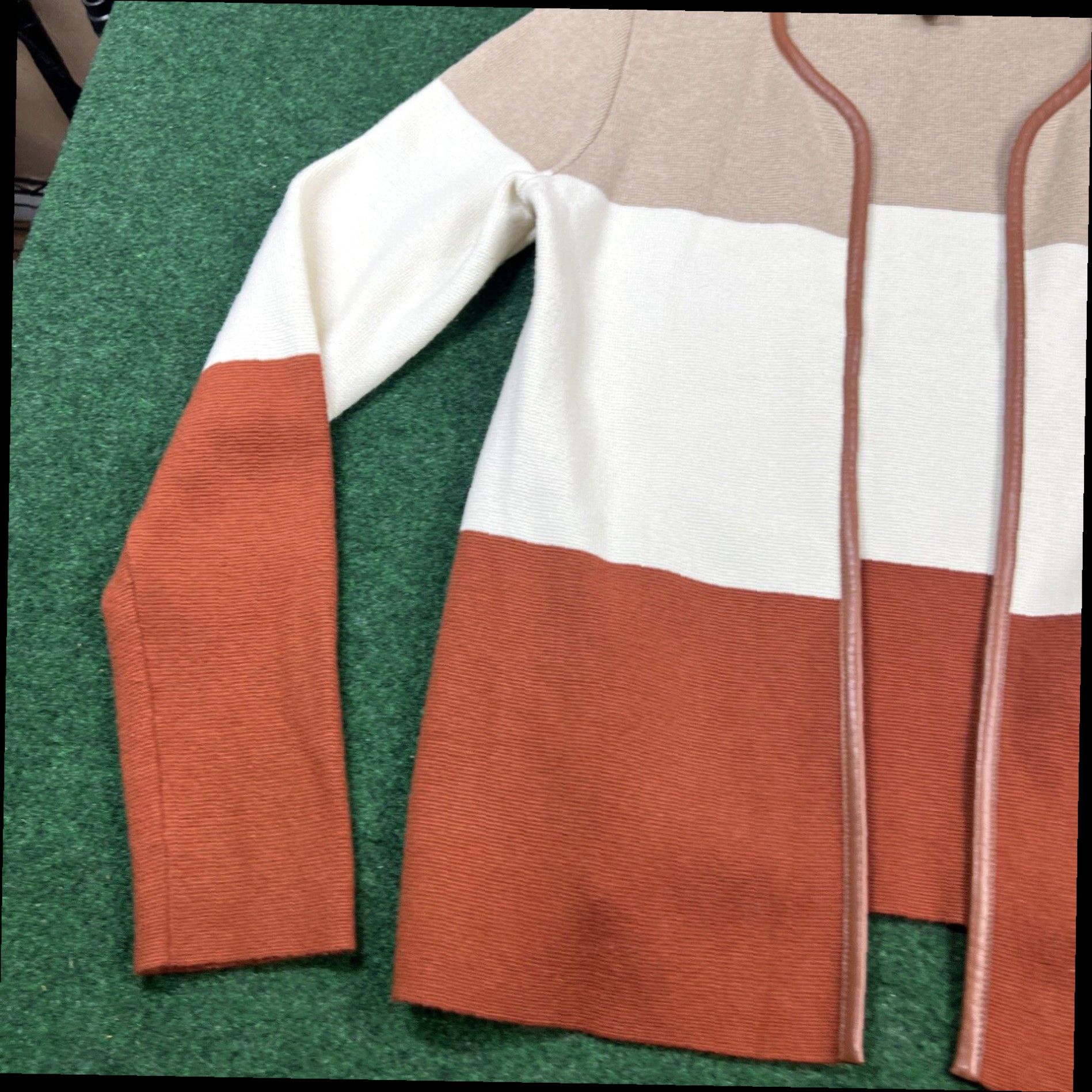 Banana Republic Banana Republic Sweater Brown Striped Women Small Lightweight Cardigan Size S / US 4 / IT 40 - 2 Thumbnail