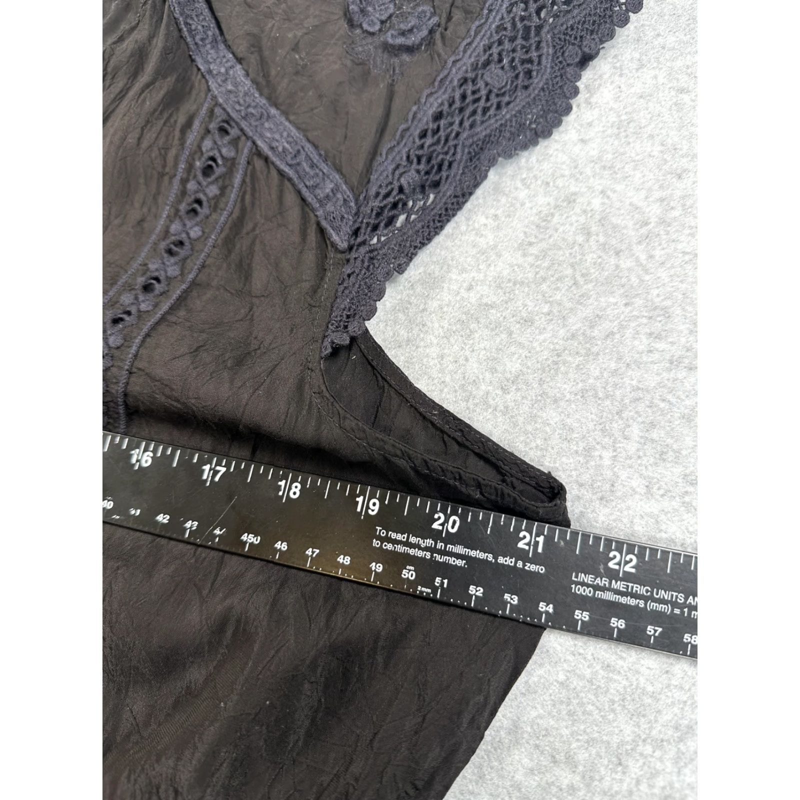 Johnny Was Johnny Was Dress Womens Large Black Crochet Lace Henley Boho Sundress Shop Womens L Black Crochet Lace Henley Boho Sundress Size L / US 10 / IT 46 - 6 Thumbnail
