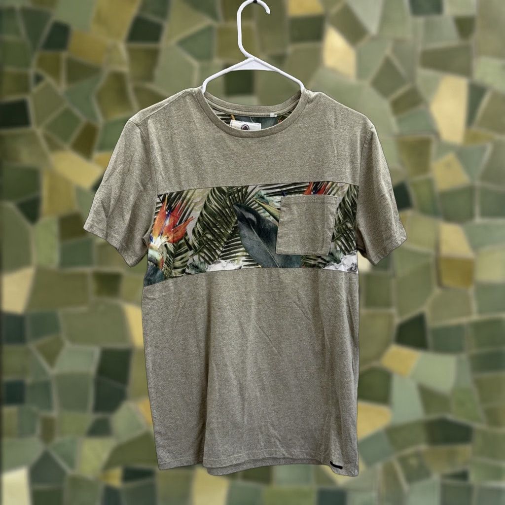 Vintage On The Byas Mens T-Shirt Size Small Green Short Sleeve Floral Pocket Tee Size US S / EU 44-46 / 1 - 1 Thumbnail