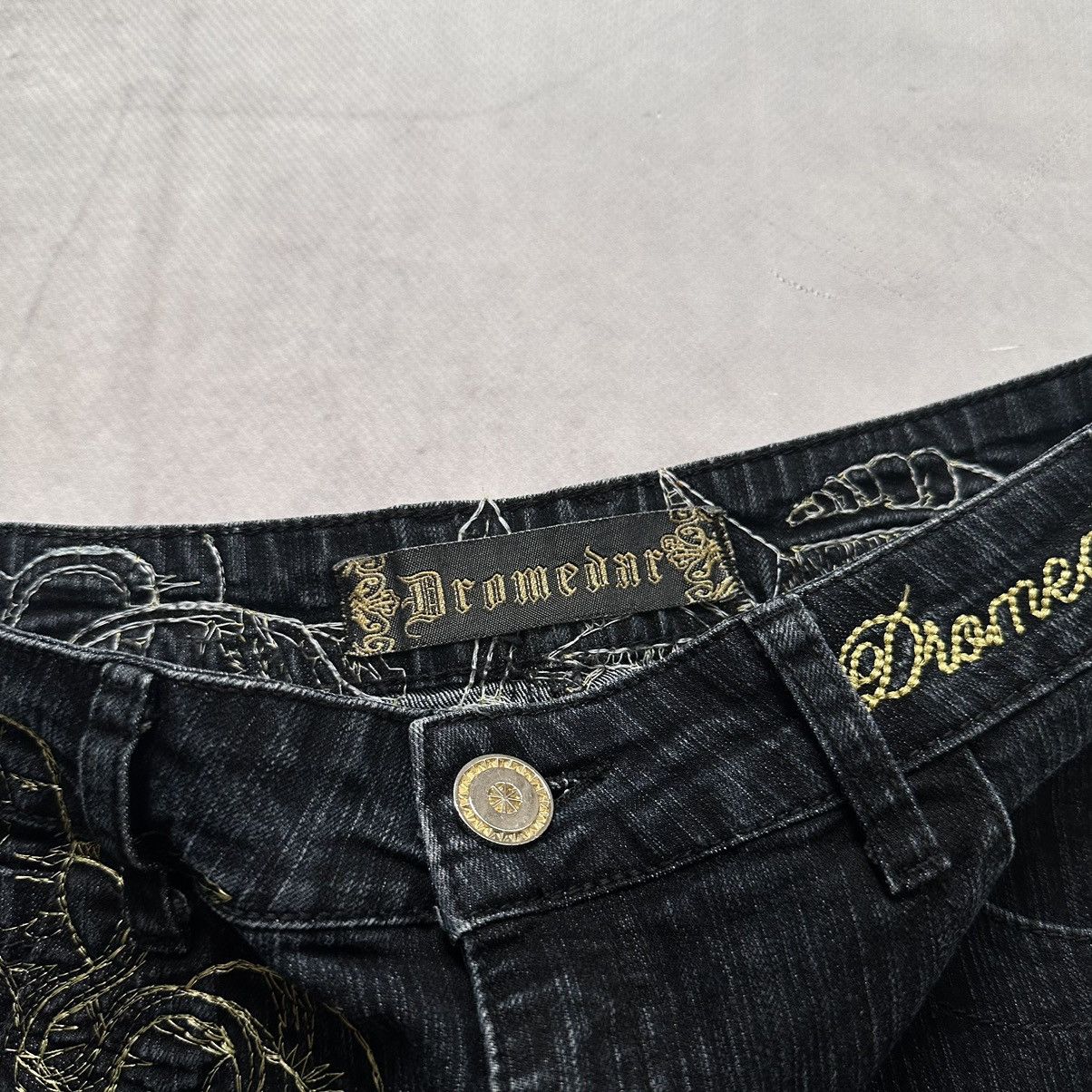 Hysteric Glamour × Undercover Y2K Tribal Snake Embroidered Vintage Denim Skirt Ed Hardy Size 29" - 9 Thumbnail