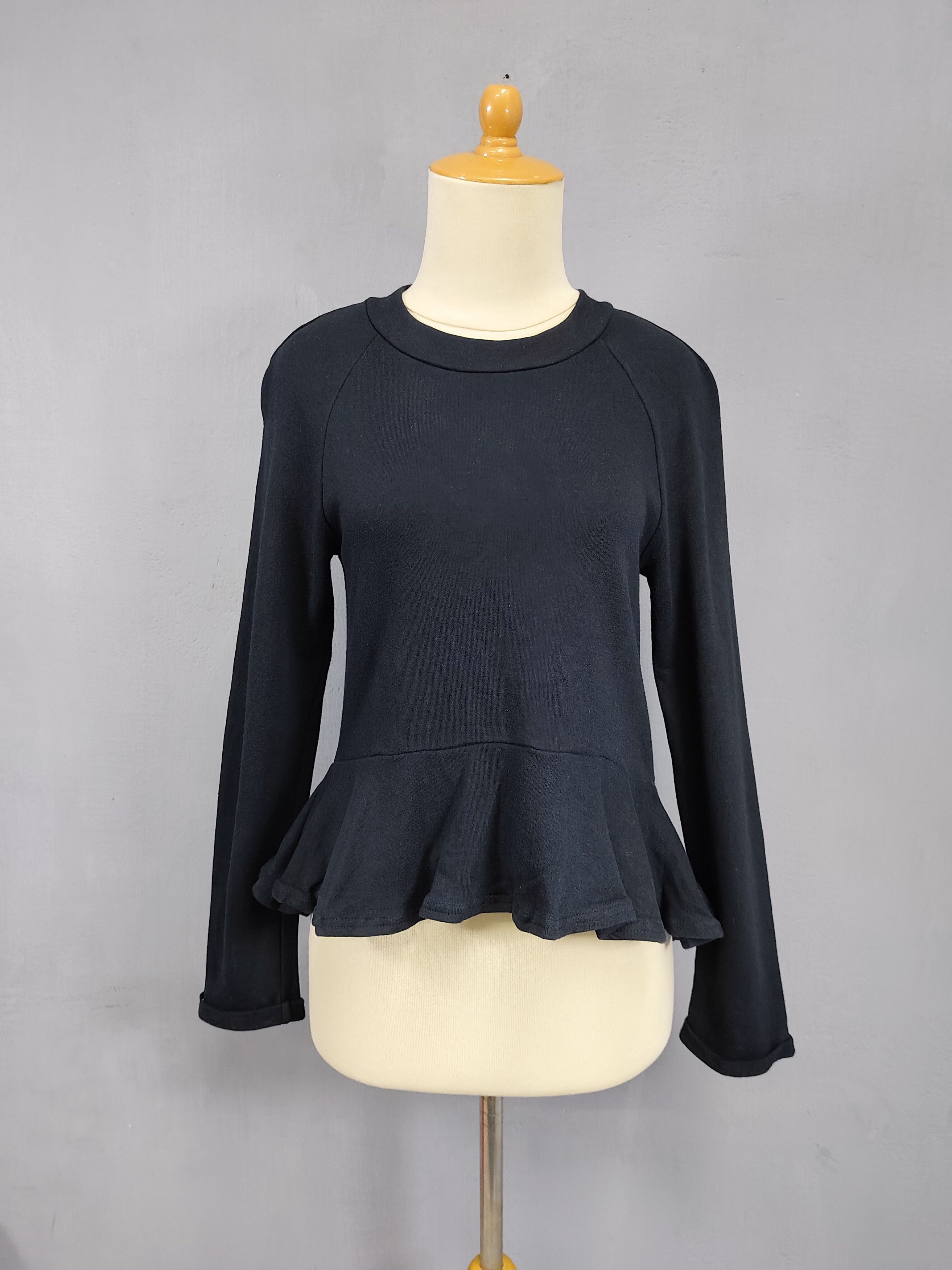 Japanese Brand Narcissus x Adonisis🇯🇵 Minimalis Peplum Silhouette Flared Size M / US 6-8 / IT 42-44 - 2 Thumbnail