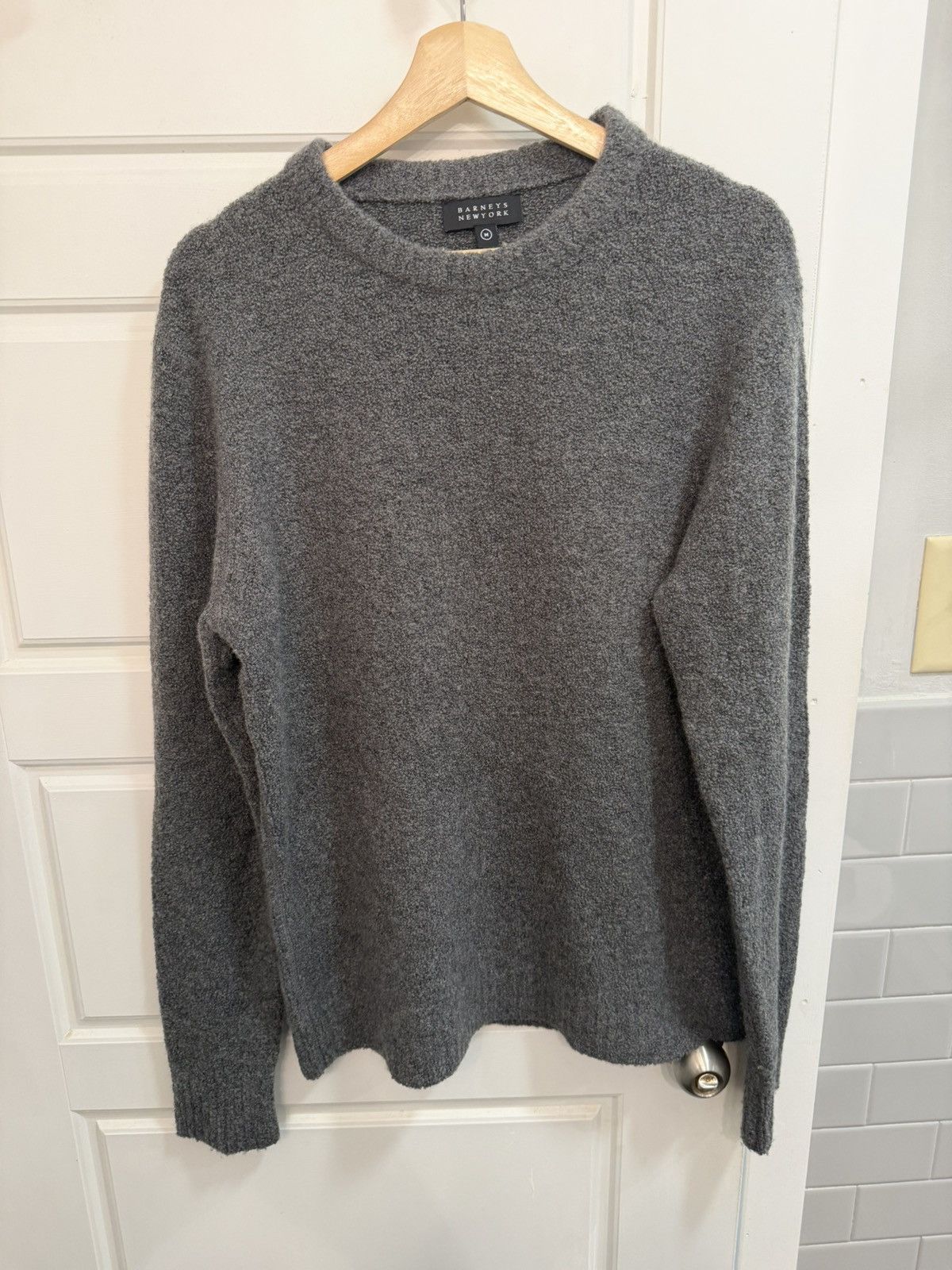 Barneys New York Barneys New York Cashmere Blend Boucle Sweater Size US M / EU 48-50 / 2 - 2 Thumbnail