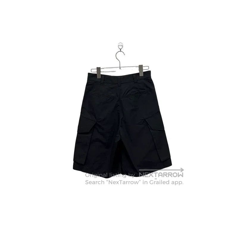 Louis Vuitton Louis Vuitton size US 46 FW23 Zippered Crepe Cargo Shorts Size US 30 / EU 46 - 2 Thumbnail