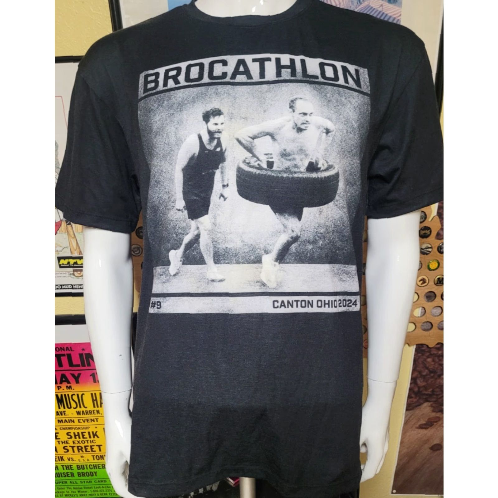 Vintage Brocathalon 9 Track Event Canton OH T Shirt XL 2024 Nice Size US XL / EU 56 / 4 - 2 Thumbnail