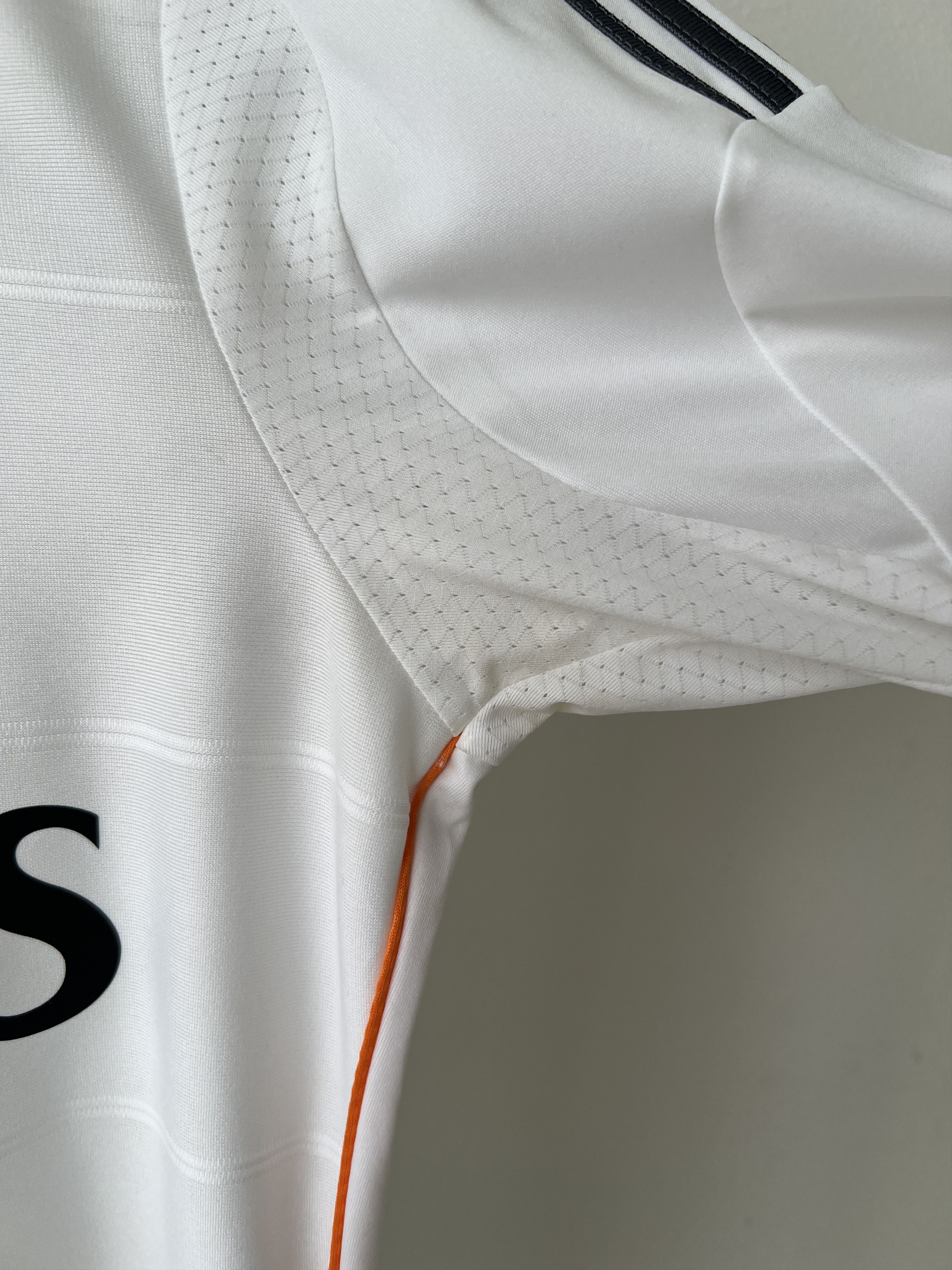 Adidas (M) Real Madrid 2013-14 Home Long Sleeve Kit Ronaldo #7 Size US M / EU 48-50 / 2 - 5 Thumbnail