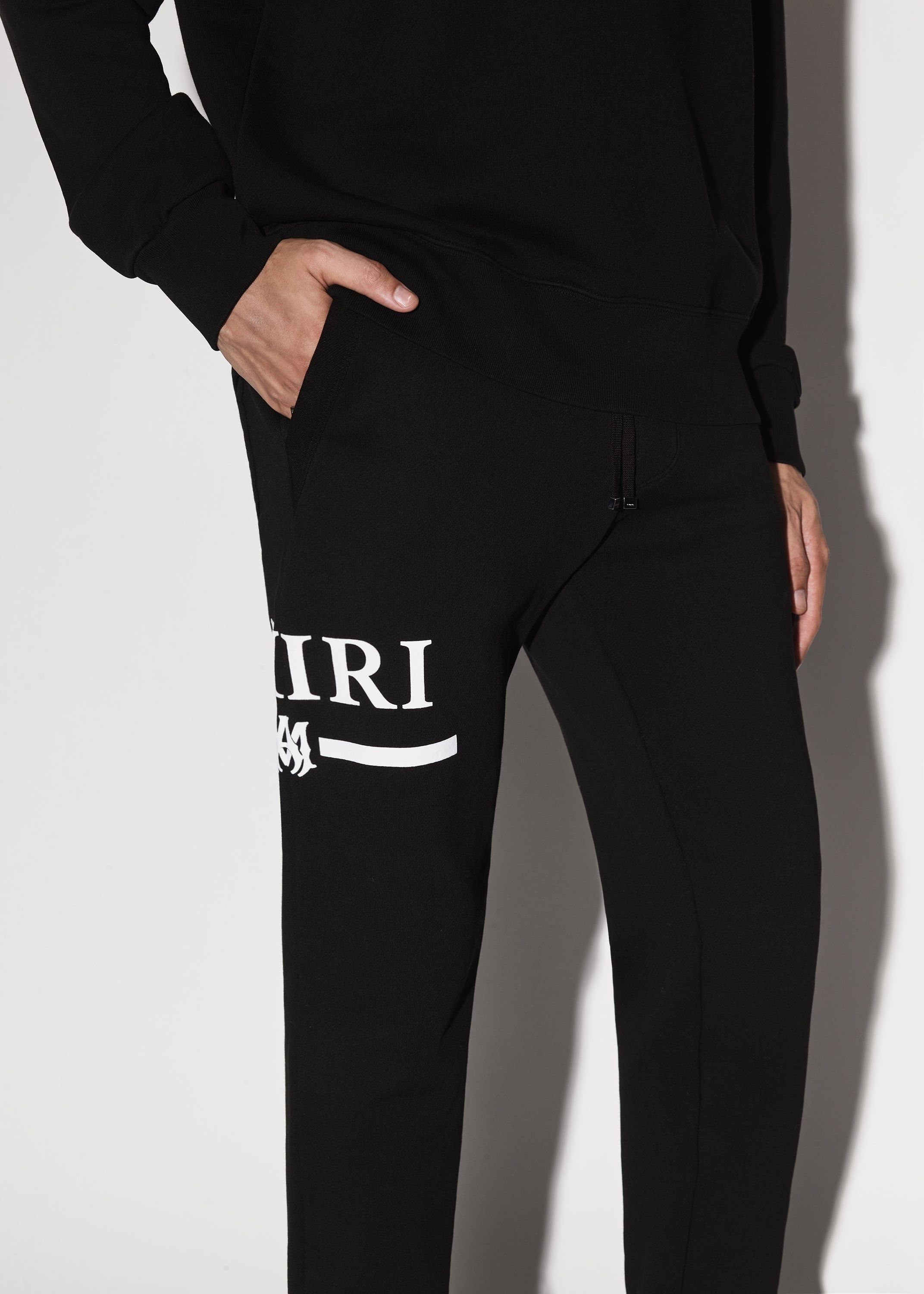 Amiri o1w1db11224 Sweatpant & Jogger in Black Size US 30 / EU 46 - 5 Thumbnail