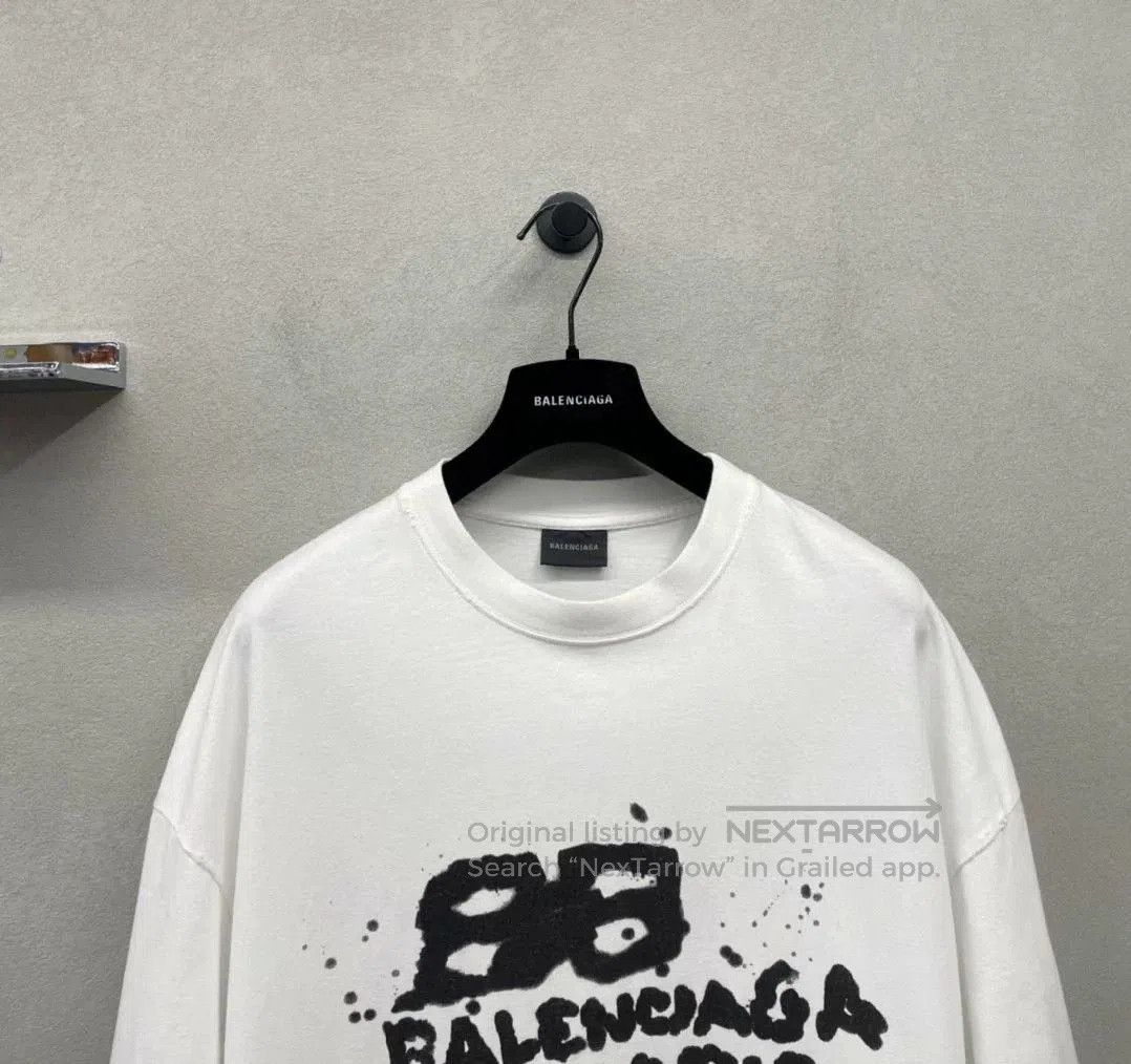 Balenciaga Balenciaga White Double B Short Sleeve. Size US L / EU 52-54 / 3 - 5 Thumbnail