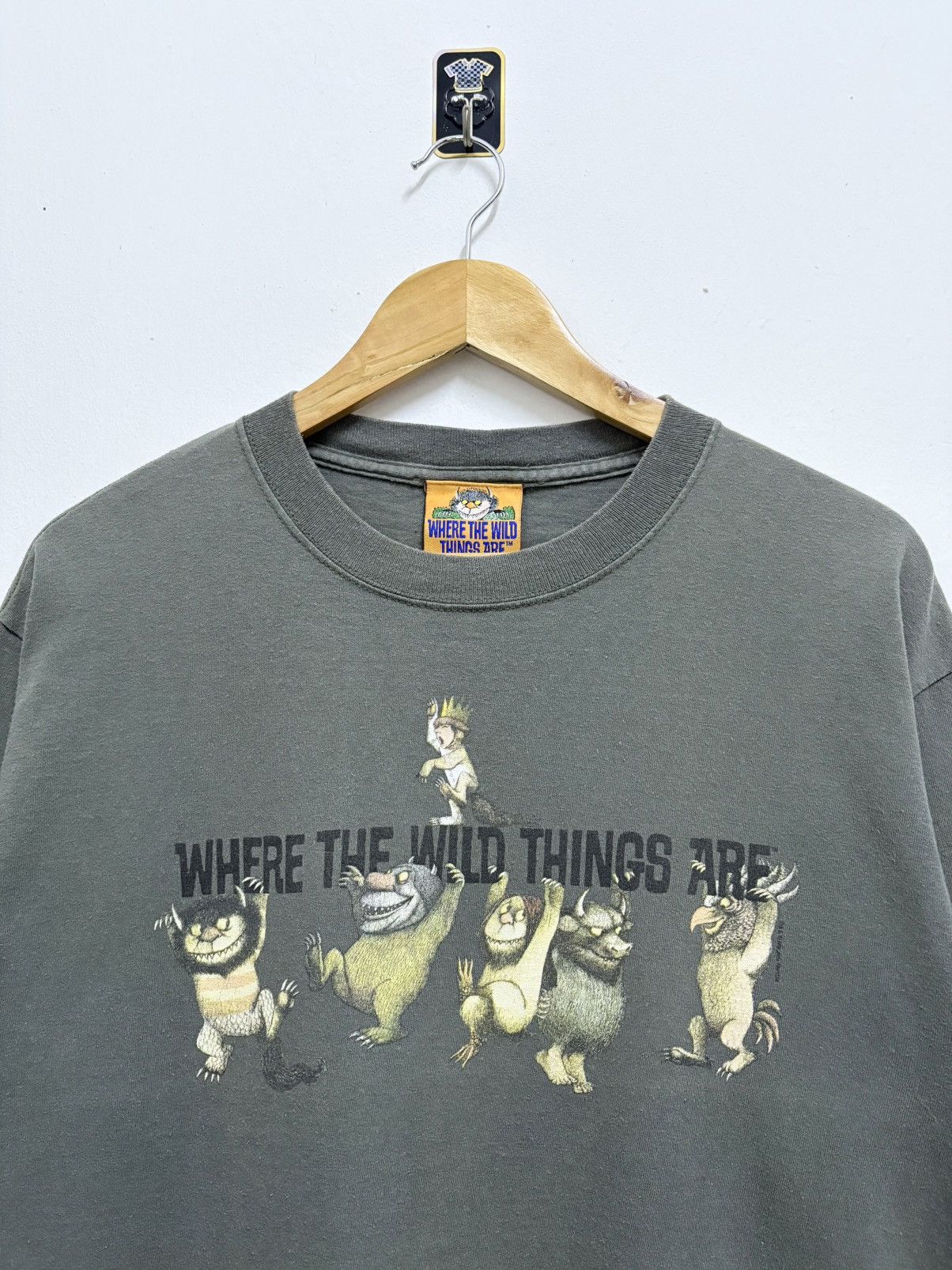 Vintage Vintage 90's Children Book Where the Wild Things Are T-Shirt Size US M / EU 48-50 / 2 - 3 Thumbnail