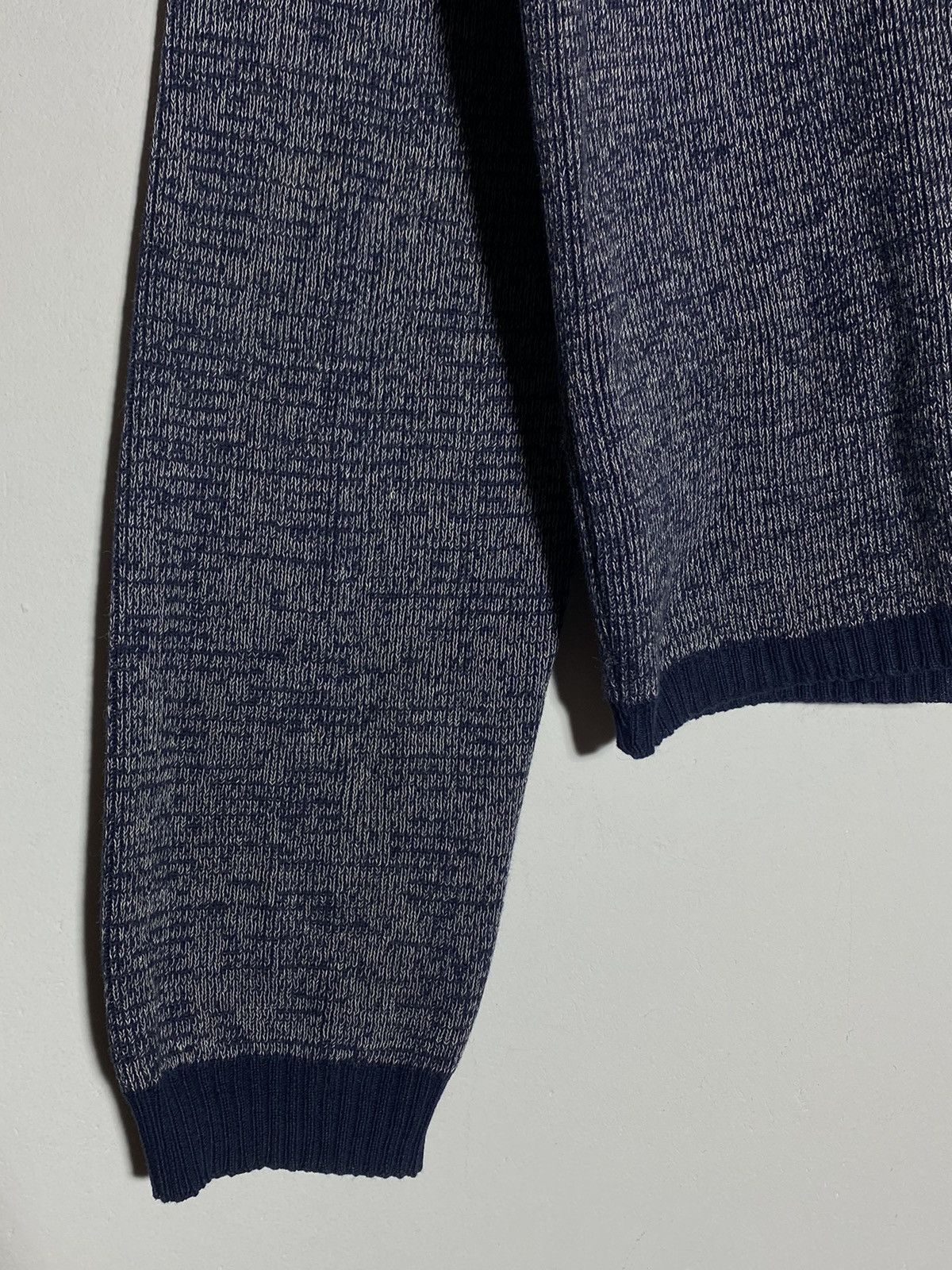 Dolce & Gabbana Vintage 90s Dolce & Gabbana Jeans V-neck Women’s Sweater Size L / US 10 / IT 46 - 7 Thumbnail