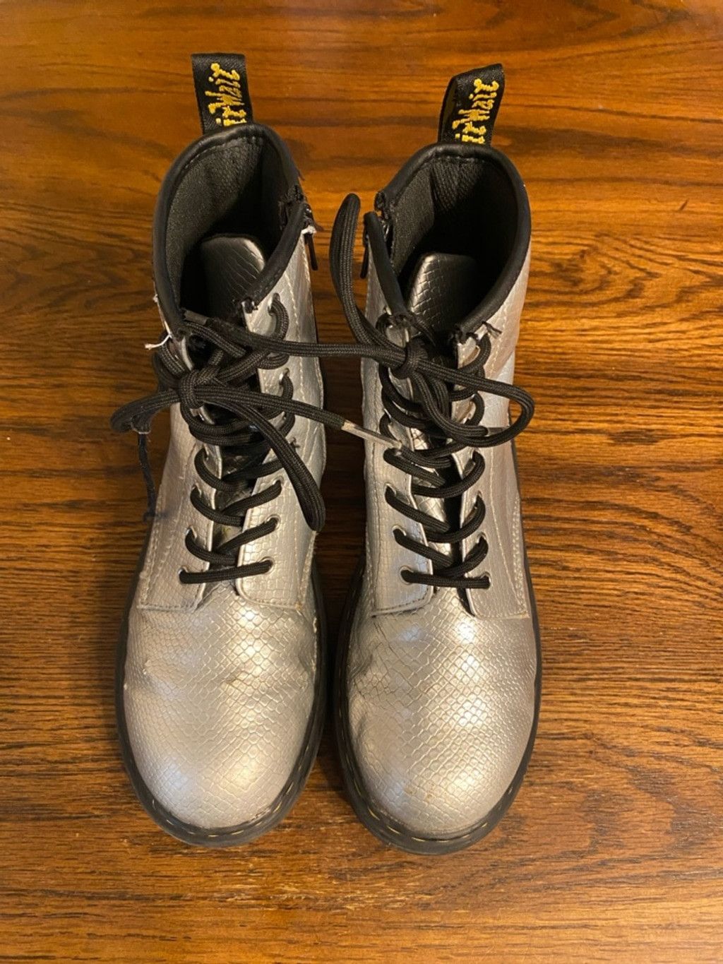 Dr. Martens Dr Martens Silver Scale 8 Eye Zipper Boots size 6 Size US 6 / IT 36 - 2 Thumbnail