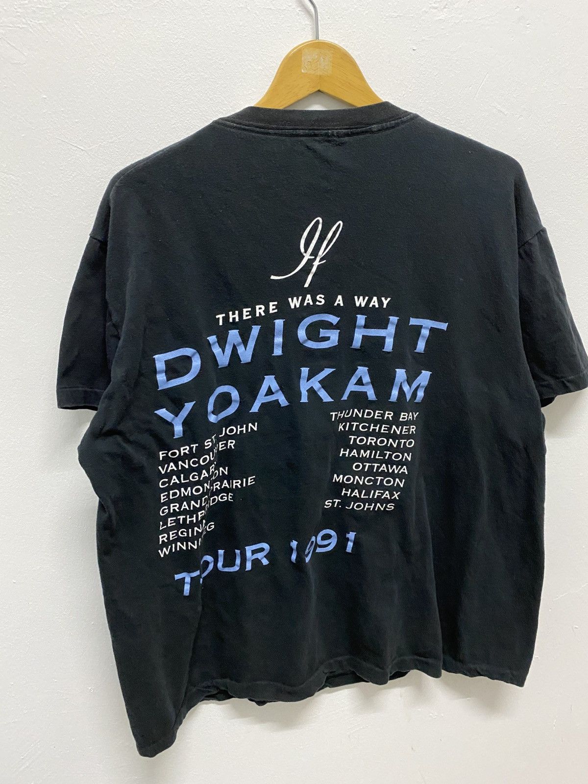 Band Tees × Brockum × Vintage Vintage 90’s Dwight Yoakam If There Was A Way T-Shirt Size US XL / EU 56 / 4 - 4 Thumbnail