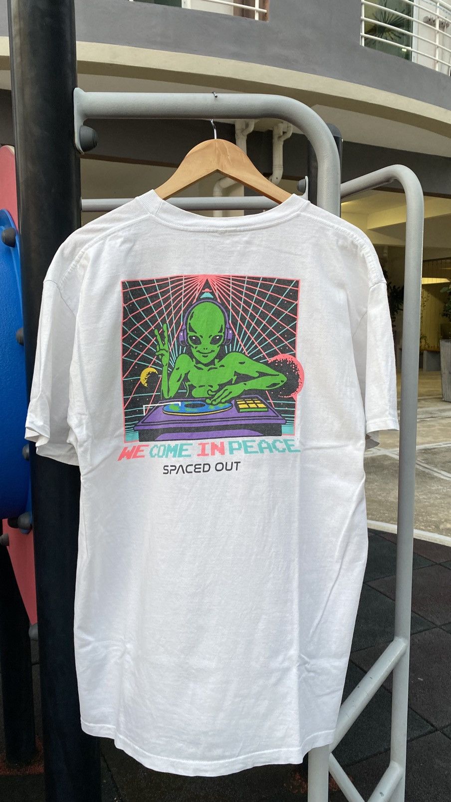 Other RARE Spaced Out Alien Back Hit Size US L / EU 52-54 / 3 - 1 Thumbnail