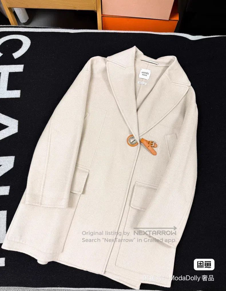 Hermes Hermes Oatmeal Colored Cashmere Coat Size XS / US 0-2 / IT 36-38 - 1 Thumbnail