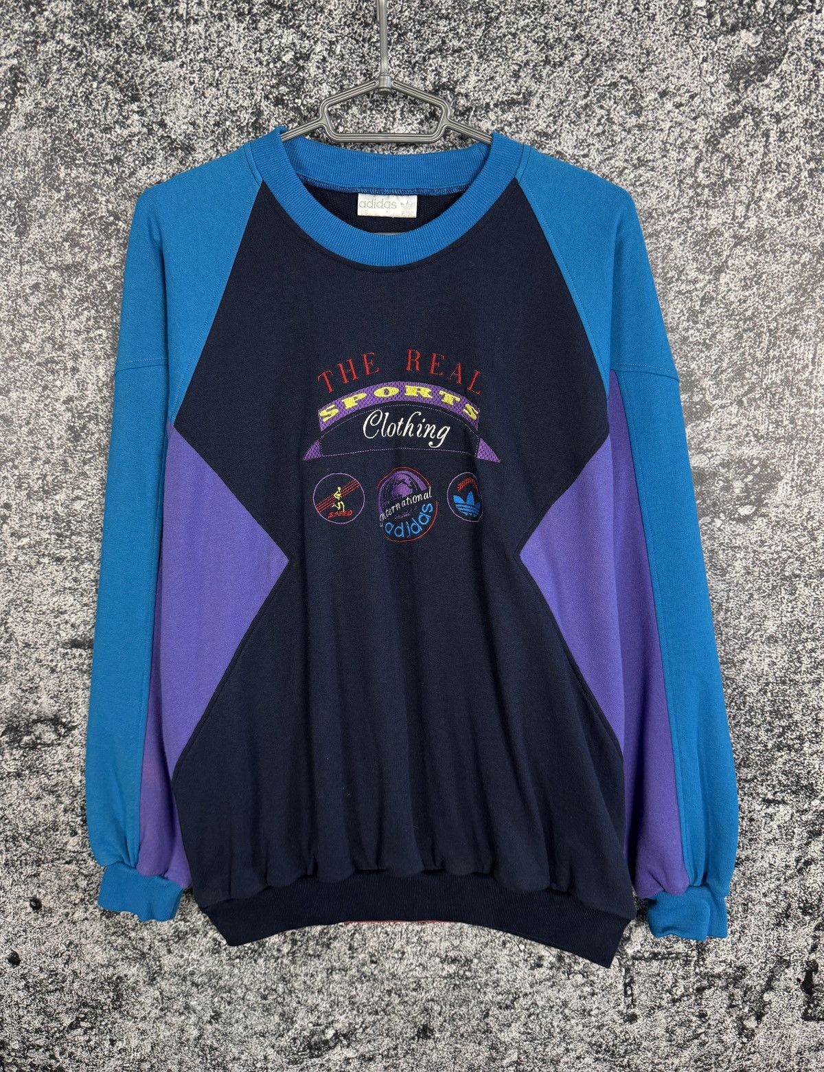 Adidas Adidas International Sweatshirt Vintage Real Sports Size M Size US M / EU 48-50 / 2 - 1 Thumbnail