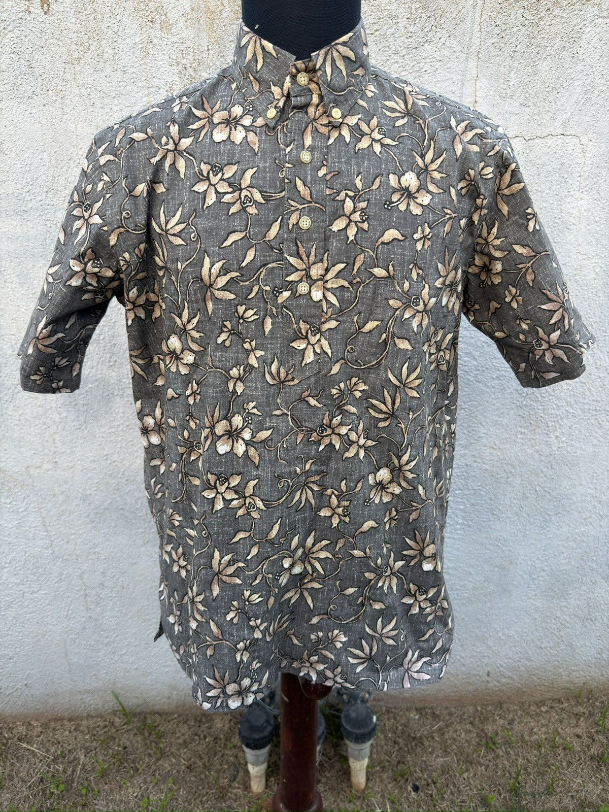 Reyn Spooner PreOwned Reyn Spooner Gray/Beige Hawaiian Print Men's Small Size US S / EU 44-46 / 1 - 1 Thumbnail