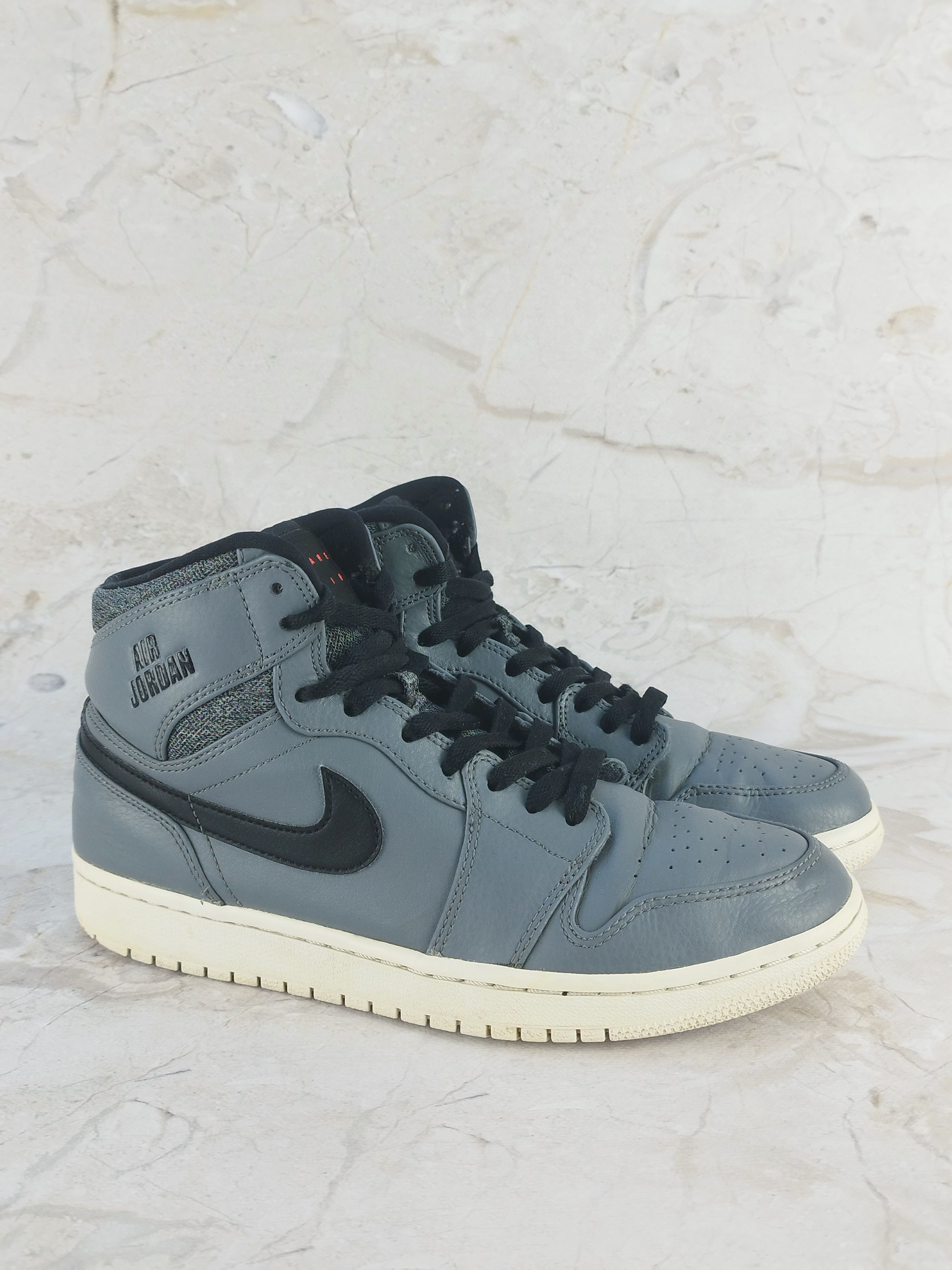 Jordan Brand Nike Jordan 1 retro High 2015 'Rare Air' gray Size US 8.5 / EU 41-42 - 3 Thumbnail
