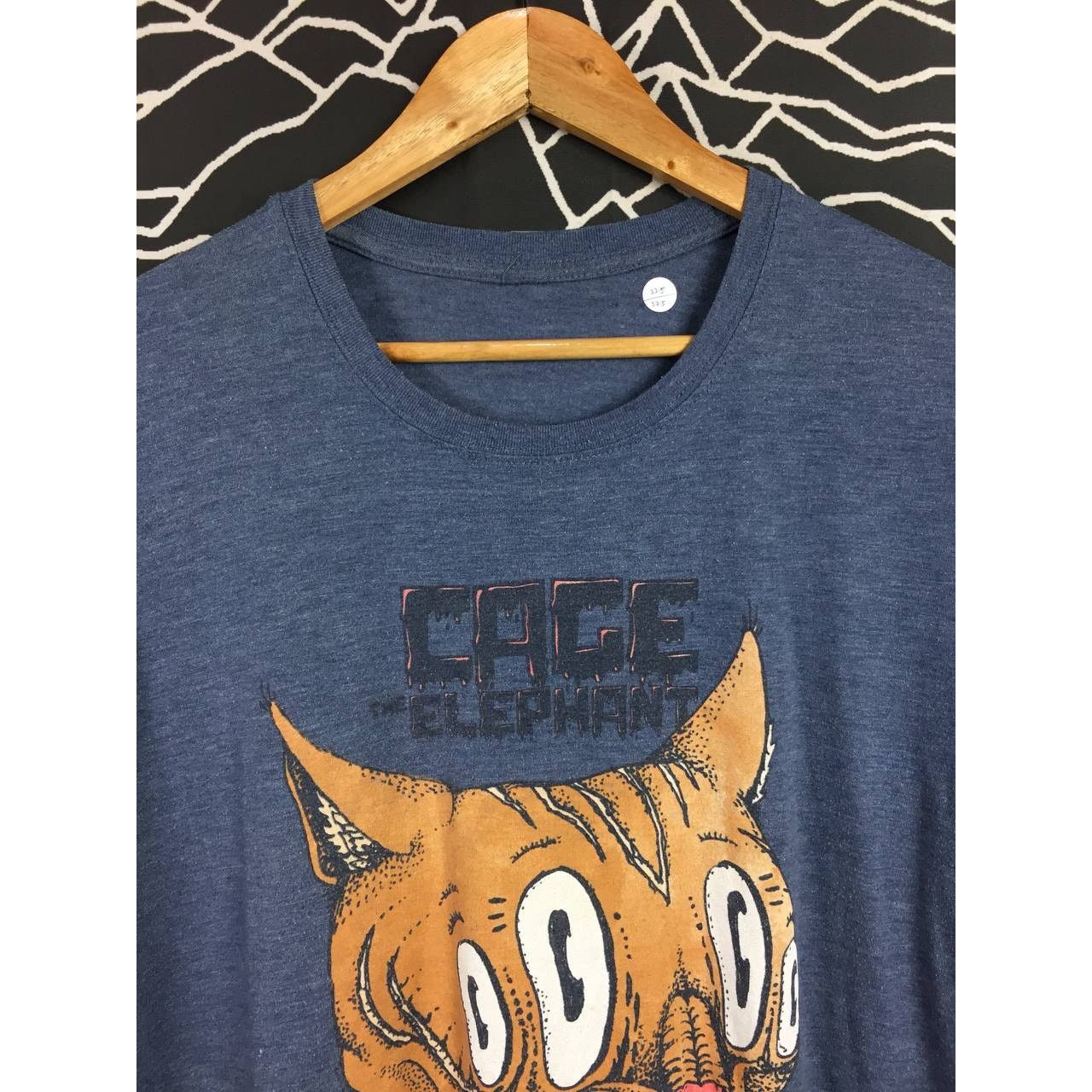 Band Tees Cage The Elephant Indie Rock Band Cat Eyes Tee Size L Size US L / EU 52-54 / 3 - 3 Thumbnail