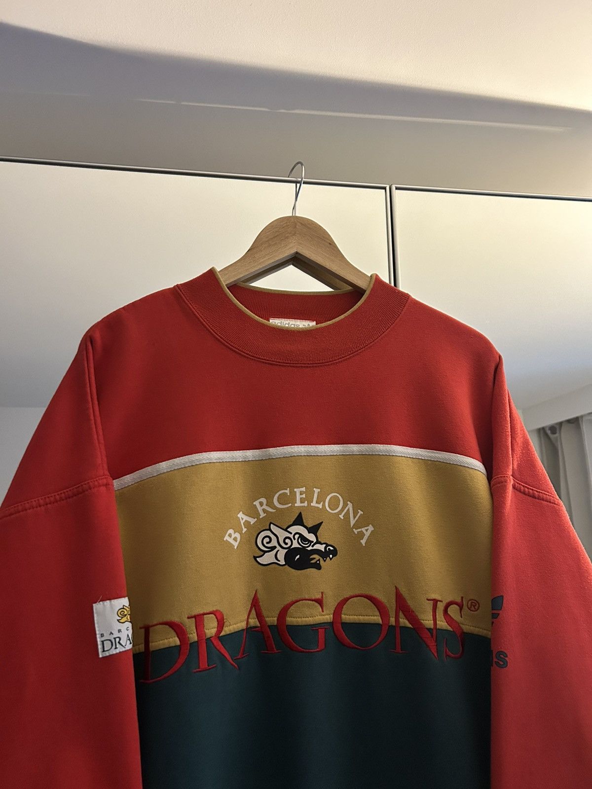 Adidas Adidas Barselona Dragons Vintage 90's rare man's sweatshirt Size US L / EU 52-54 / 3 - 2 Thumbnail