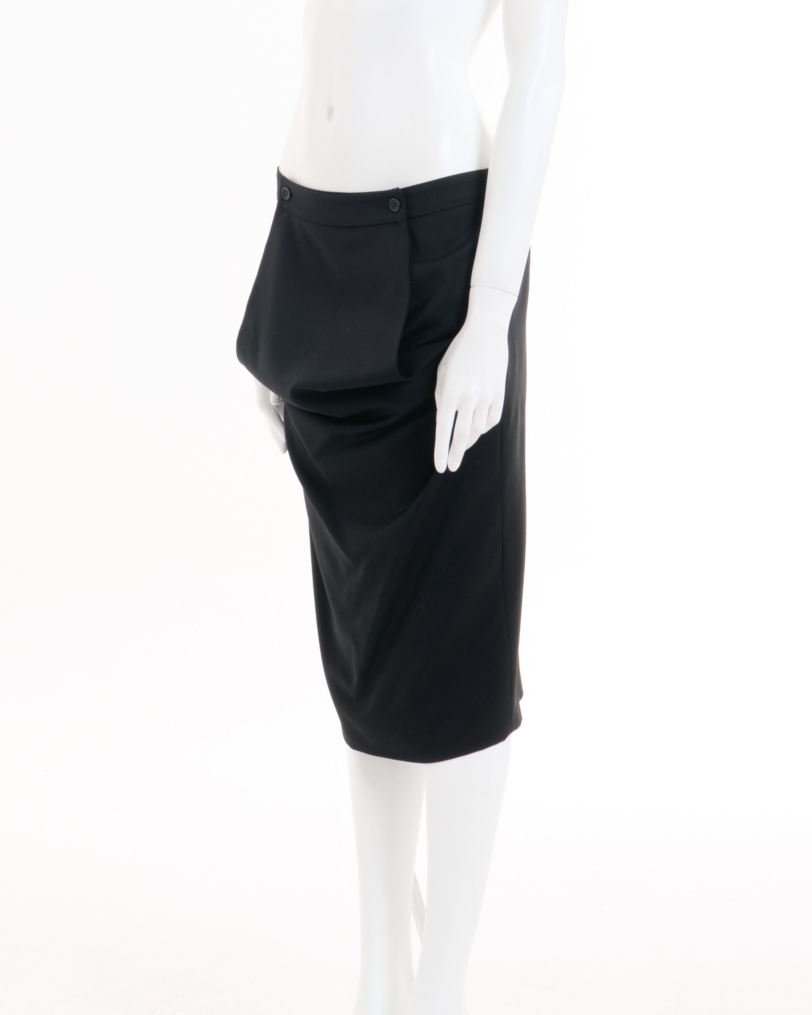 Alexander McQueen F/W 2001 Black paneled wool skirt Size 30" / US 8 / IT 44 - 2 Thumbnail