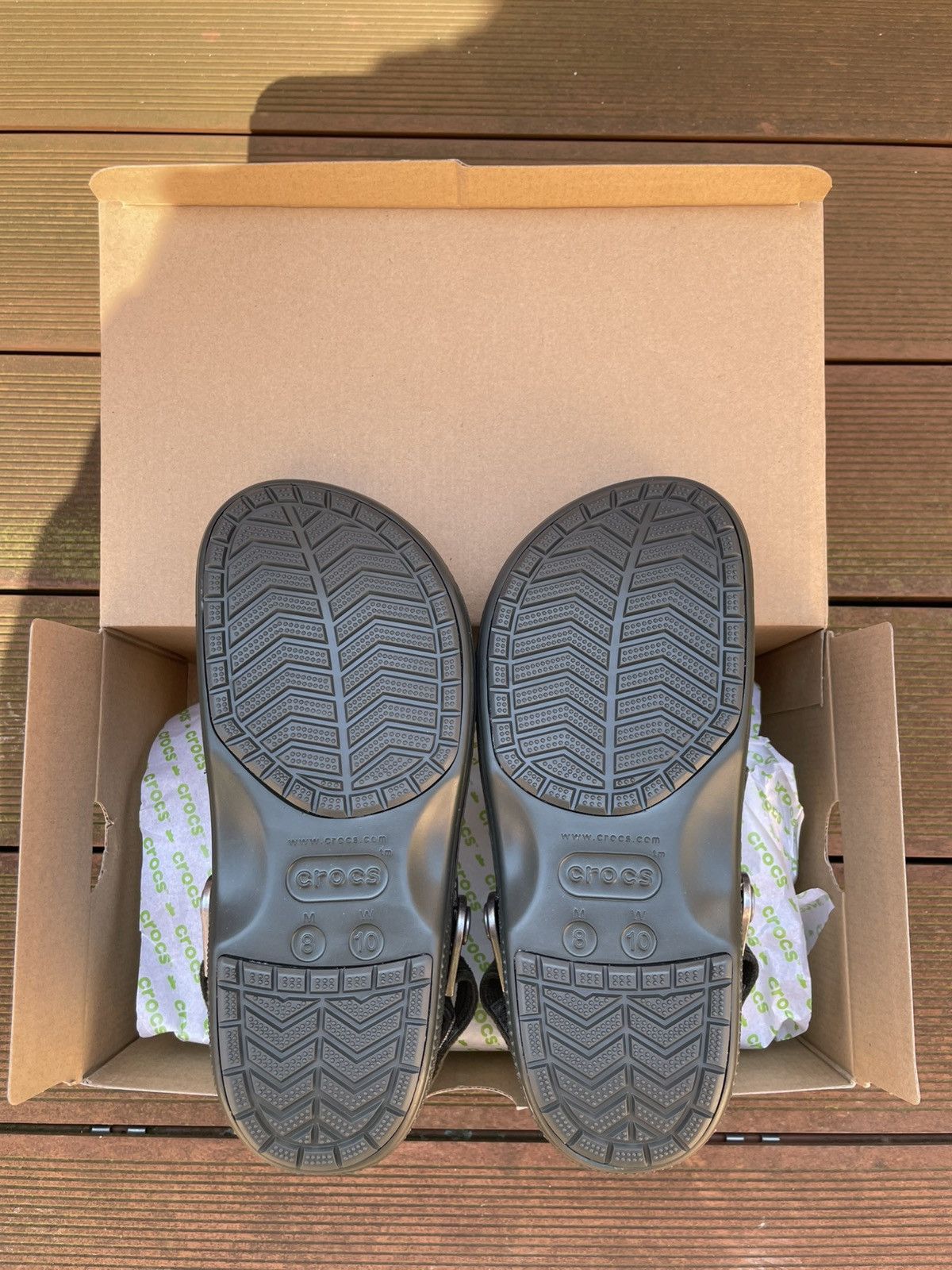 Barbour × Crocs Crocs x Barbour clogs Size US 8 / EU 41 - 7 Thumbnail