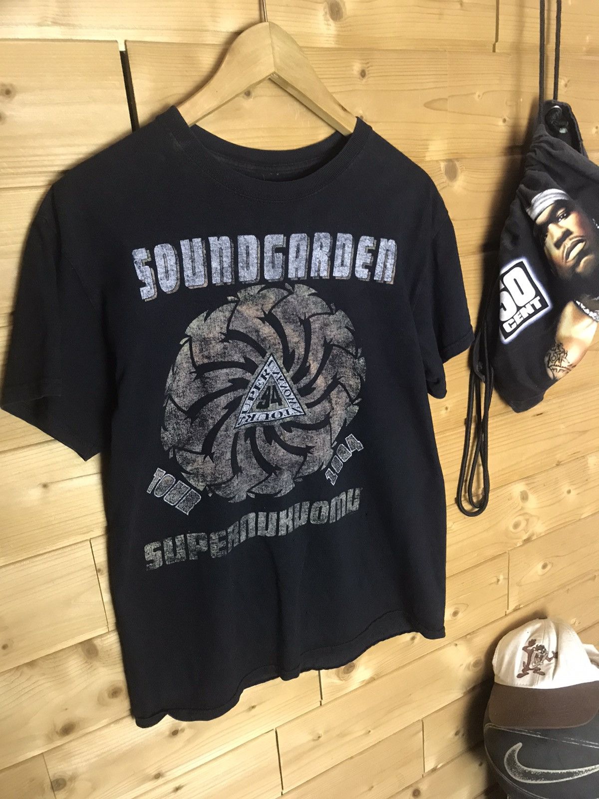 Band Tees Vintage Soundgarden Superunknown 1994 tour t-shirt Size US M / EU 48-50 / 2 - 3 Thumbnail
