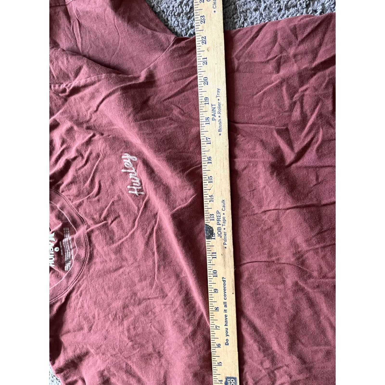 Hurley VINTAGE Hurley T-Shirt Shirt Men Large Red Logo Crew Neck Short Sleeve 2010s Sports Beach California Mens Size US L / EU 52-54 / 3 - 4 Thumbnail