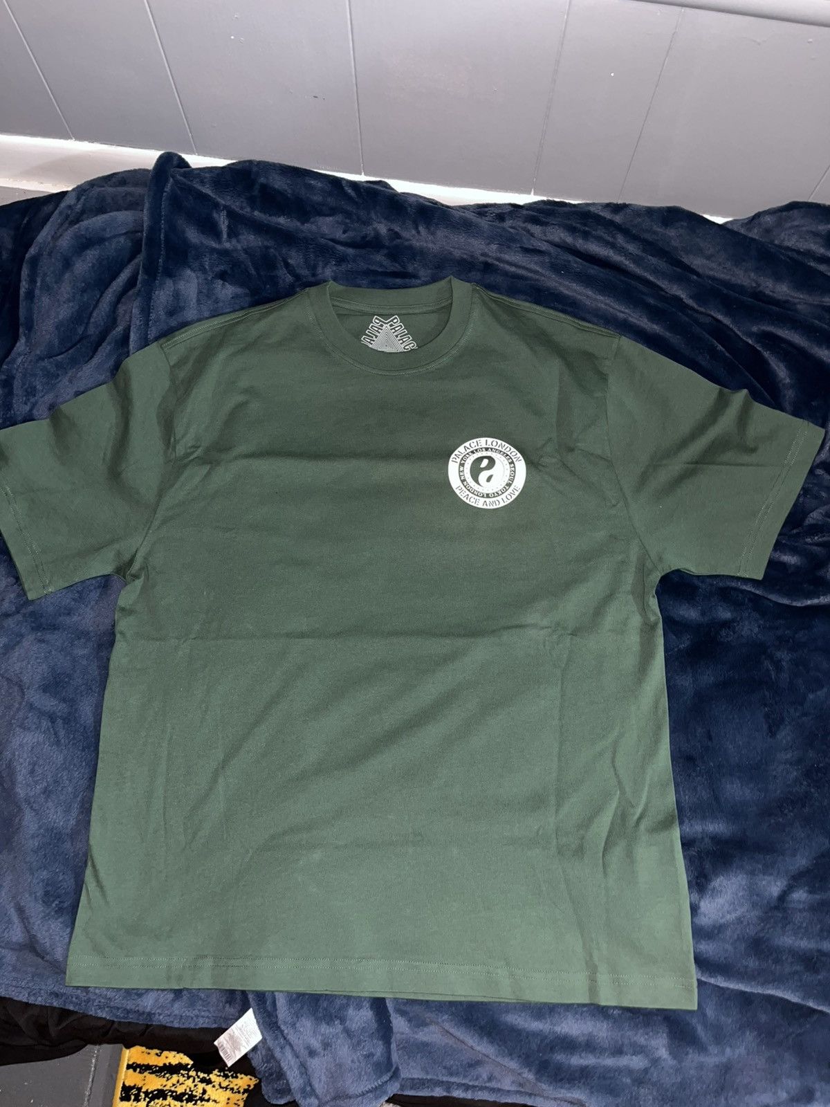 Palace Palace Nations T-shirt Size US L / EU 52-54 / 3 - 2 Thumbnail