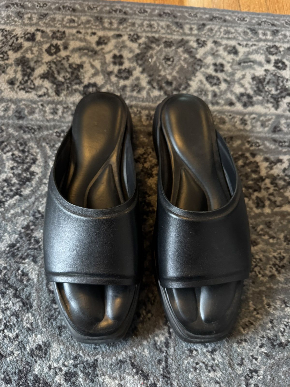 1017 ALYX 9SM 1017 ALYX 9SM leather mono slip on Size US 12 / EU 45 - 2 Thumbnail