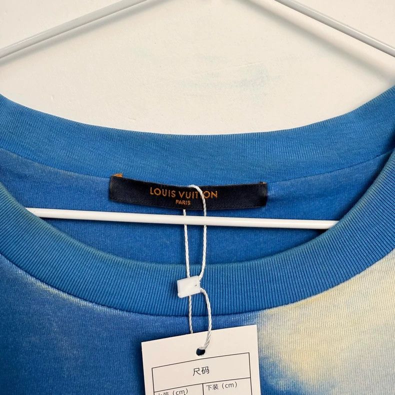 Louis Vuitton Louis Vuitton Blue Sky and White Cloud Short Sleeve Size US L / EU 52-54 / 3 - 4 Thumbnail