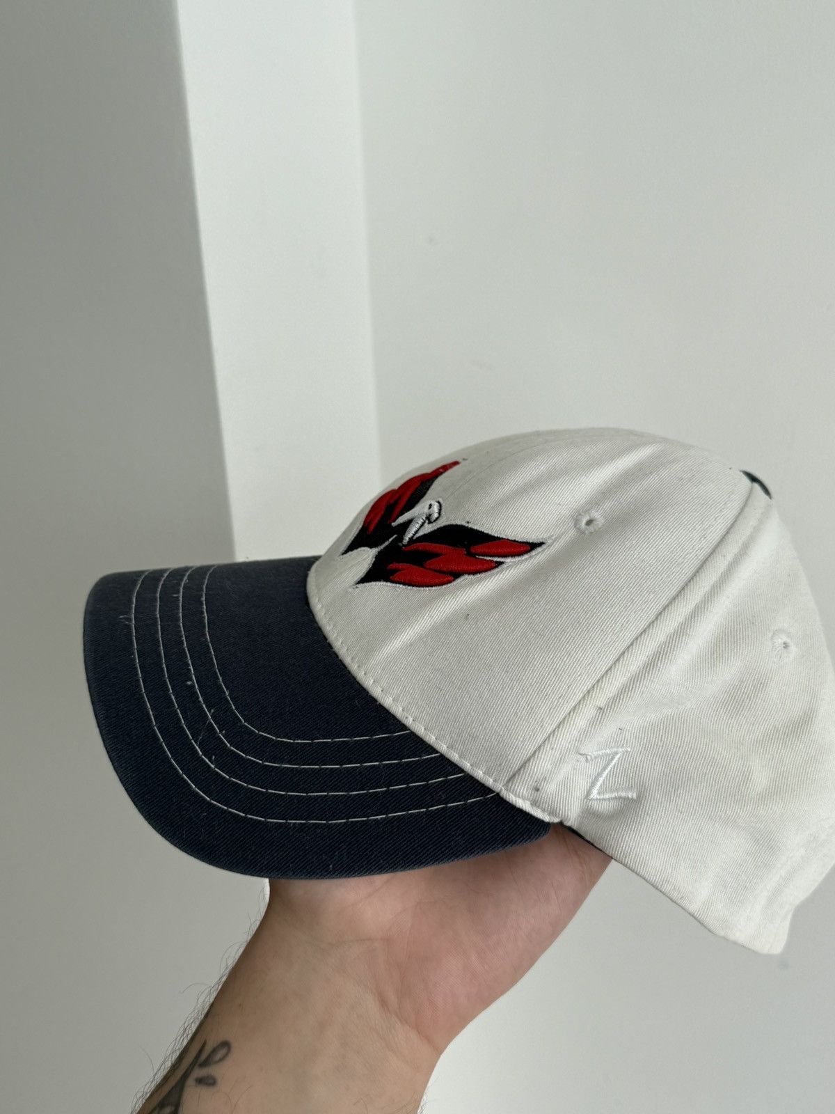 NHL Wachington Capitals Vintage Zephyr NHL Cap Size ONE SIZE - 2 Thumbnail