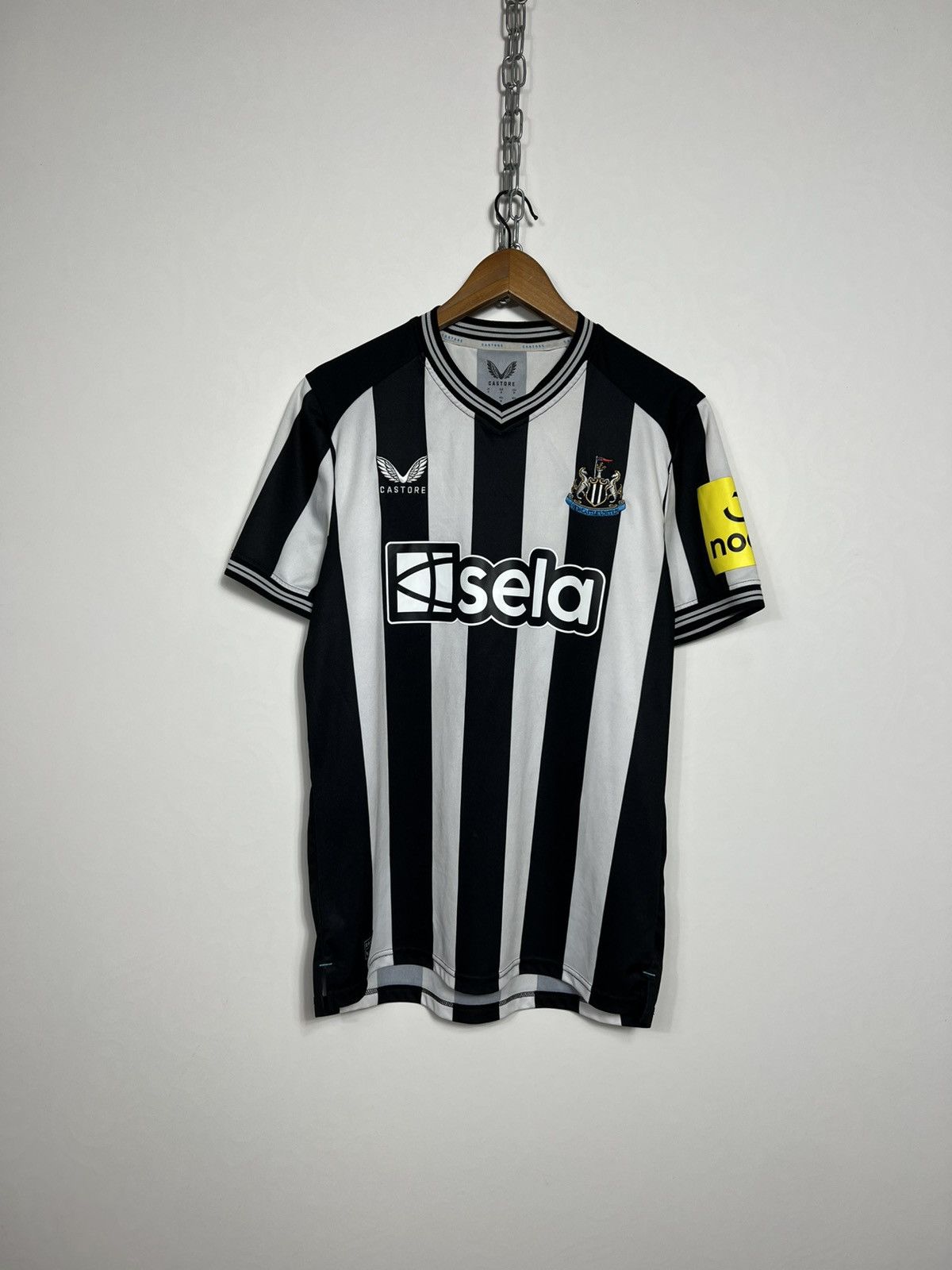 Castore Castore New Castle 2023/24 Home Soccer Jersey Blockcore Size US M / EU 48-50 / 2 - 1 Thumbnail