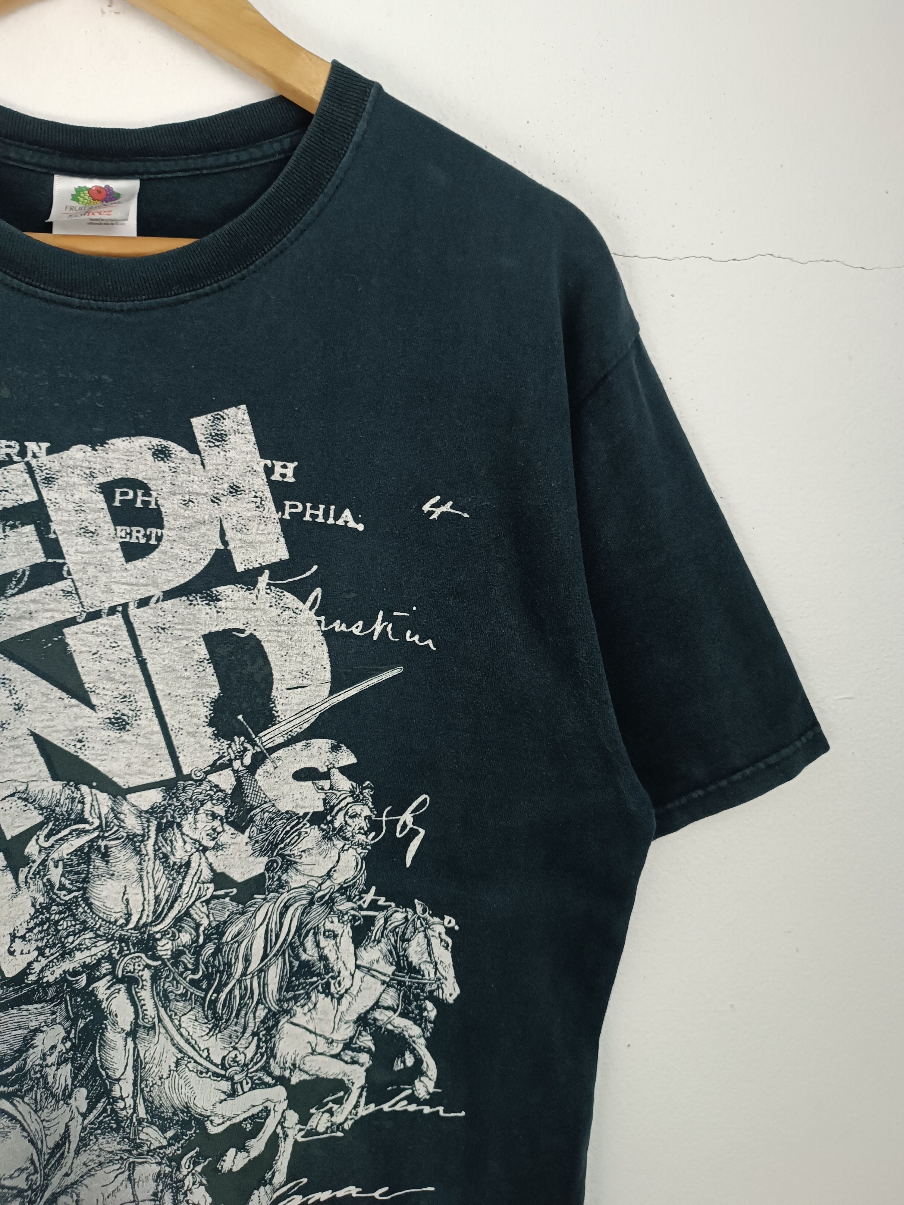 Rap Tees VINTAGE 2000s J M TRICKS FADED TEE 50cent snoop tupac Size US L / EU 52-54 / 3 - 6 Thumbnail