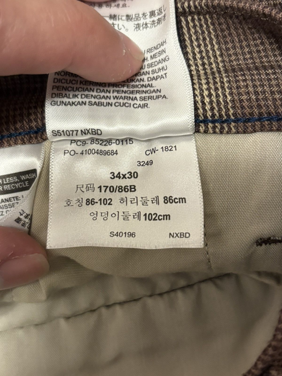 Levi's Levi Brown Plaid Chinos Size US 34 / EU 50 - 3 Thumbnail