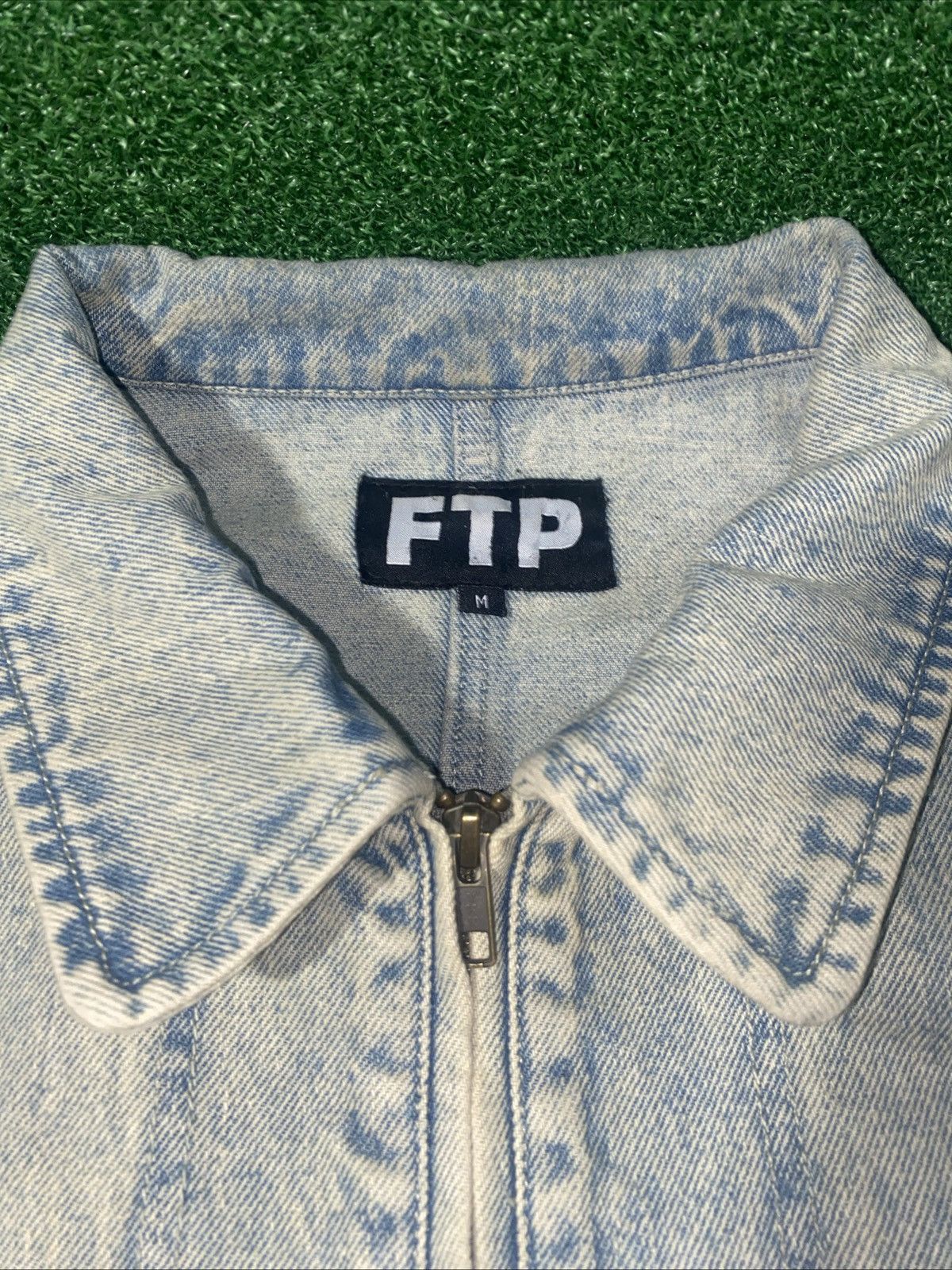 Fuck The Population FTP frayed denim logo chore coat dirty indigo wash size M Size US M / EU 48-50 / 2 - 6 Thumbnail