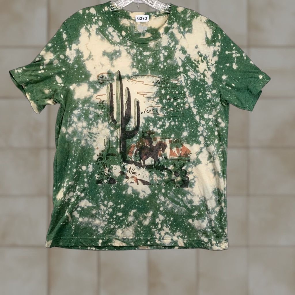 Vintage Gina Shirt Women L Green Cream Cowboy Desert Graphic Geometric Cowgirl Short Sleeve Round Neck Logo Size L / US 10 / IT 46 - 1 Thumbnail