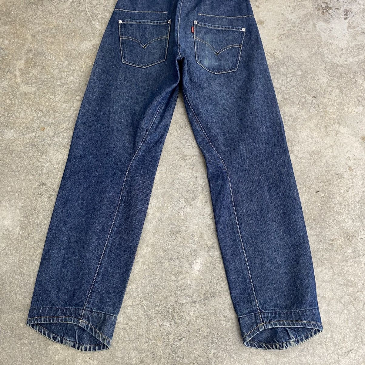 Levi's Vintage Levis Engineered Twisted Leg Relaxed Denim Jeans Size US 29 - 9 Thumbnail