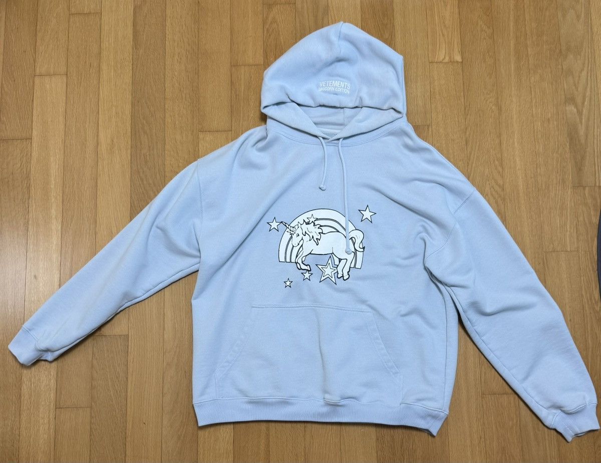 Vetements Vetements Unicorn Hoodie Baby Blue Size US XS / EU 42 / 0 - 1 Thumbnail