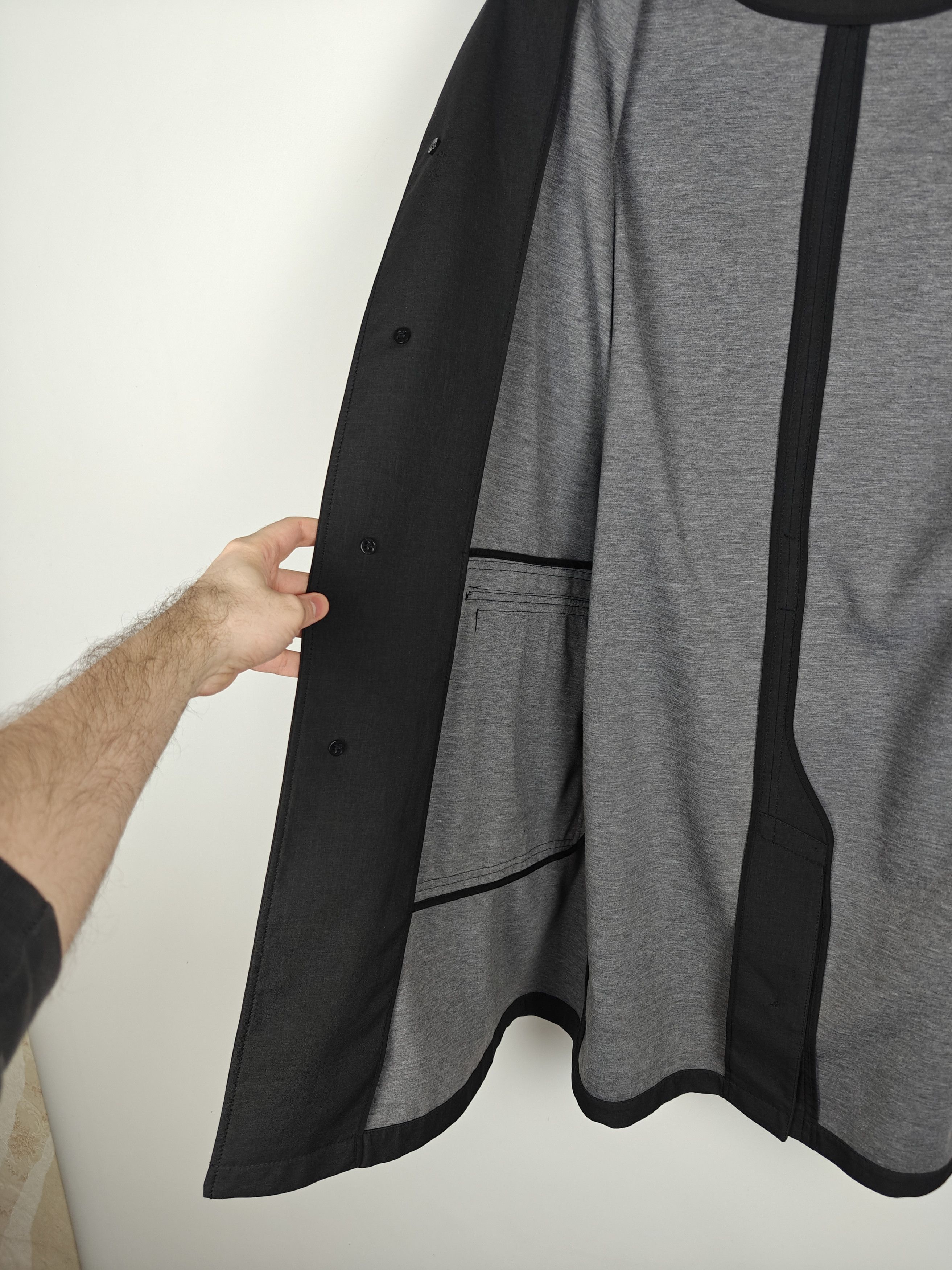 Armani Collezioni Armani Collezioni Jacket Water Repellent Italy Black sz 42 Size US L / EU 52-54 / 3 - 11 Thumbnail