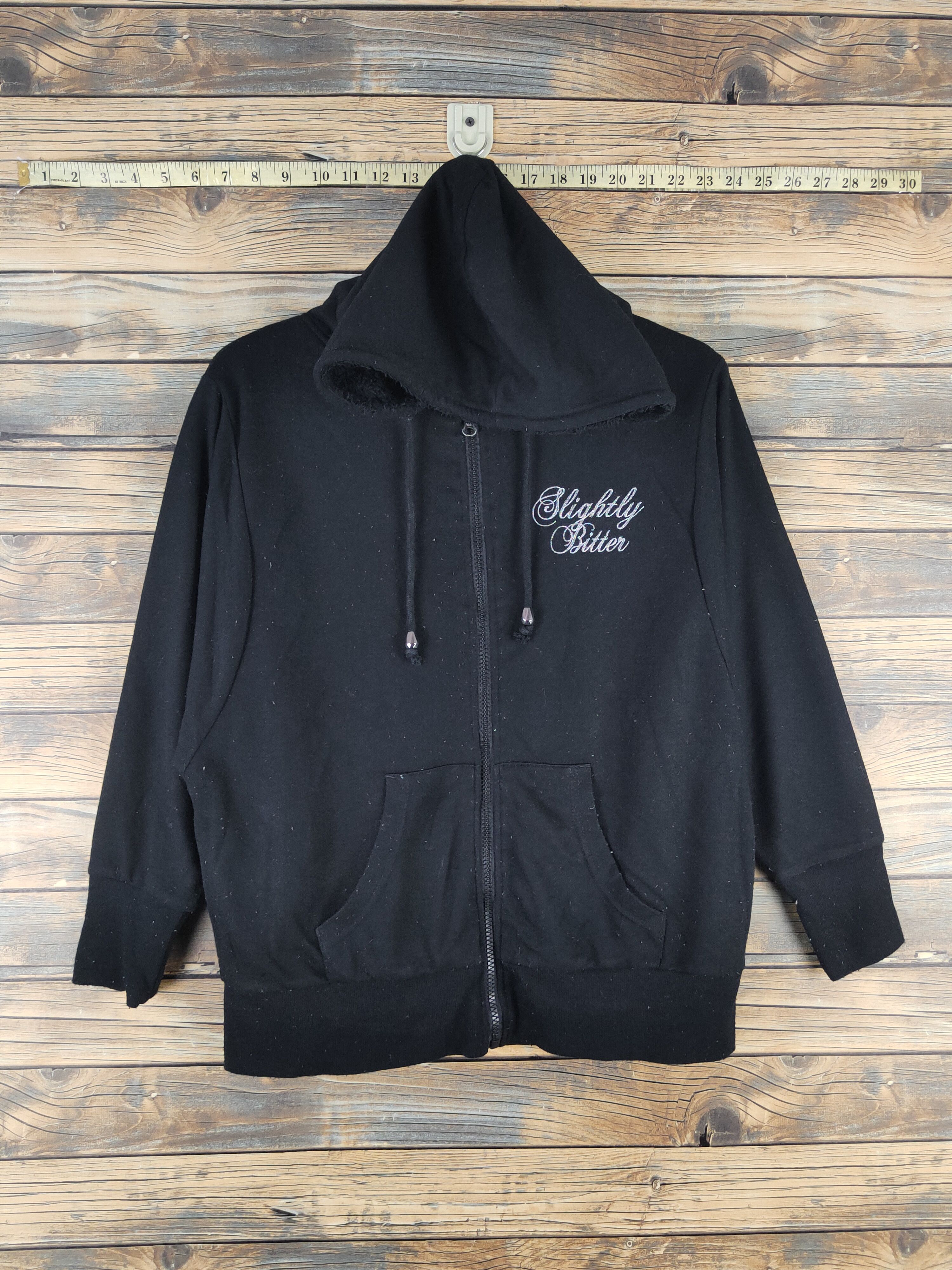 Japanese Brand DL Galyge cross Black Hoodie Sweatshirts #2730 Size M / US 6-8 / IT 42-44 - 1 Thumbnail