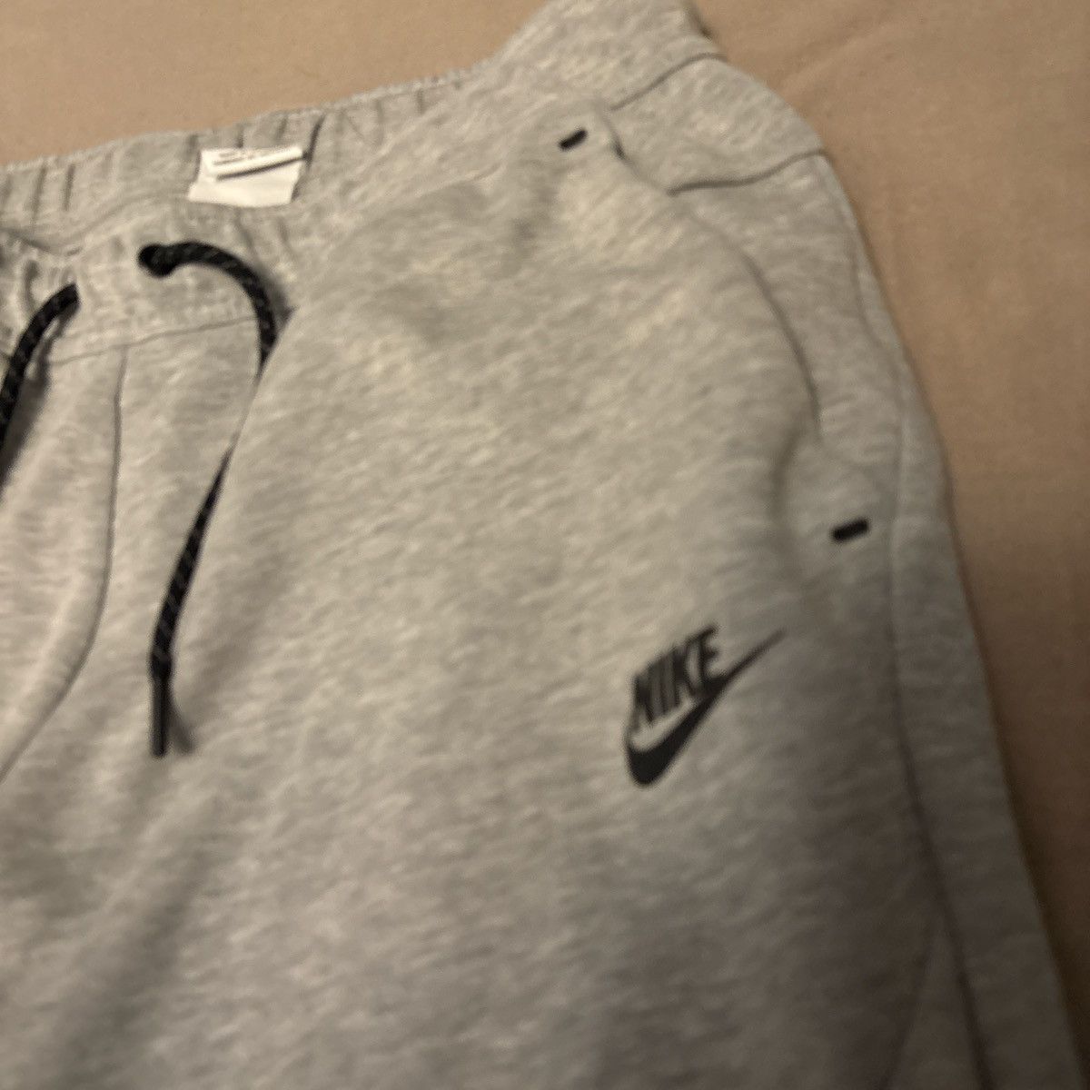 Nike Grey Nike tech pants Size US 32 / EU 48 - 4 Thumbnail