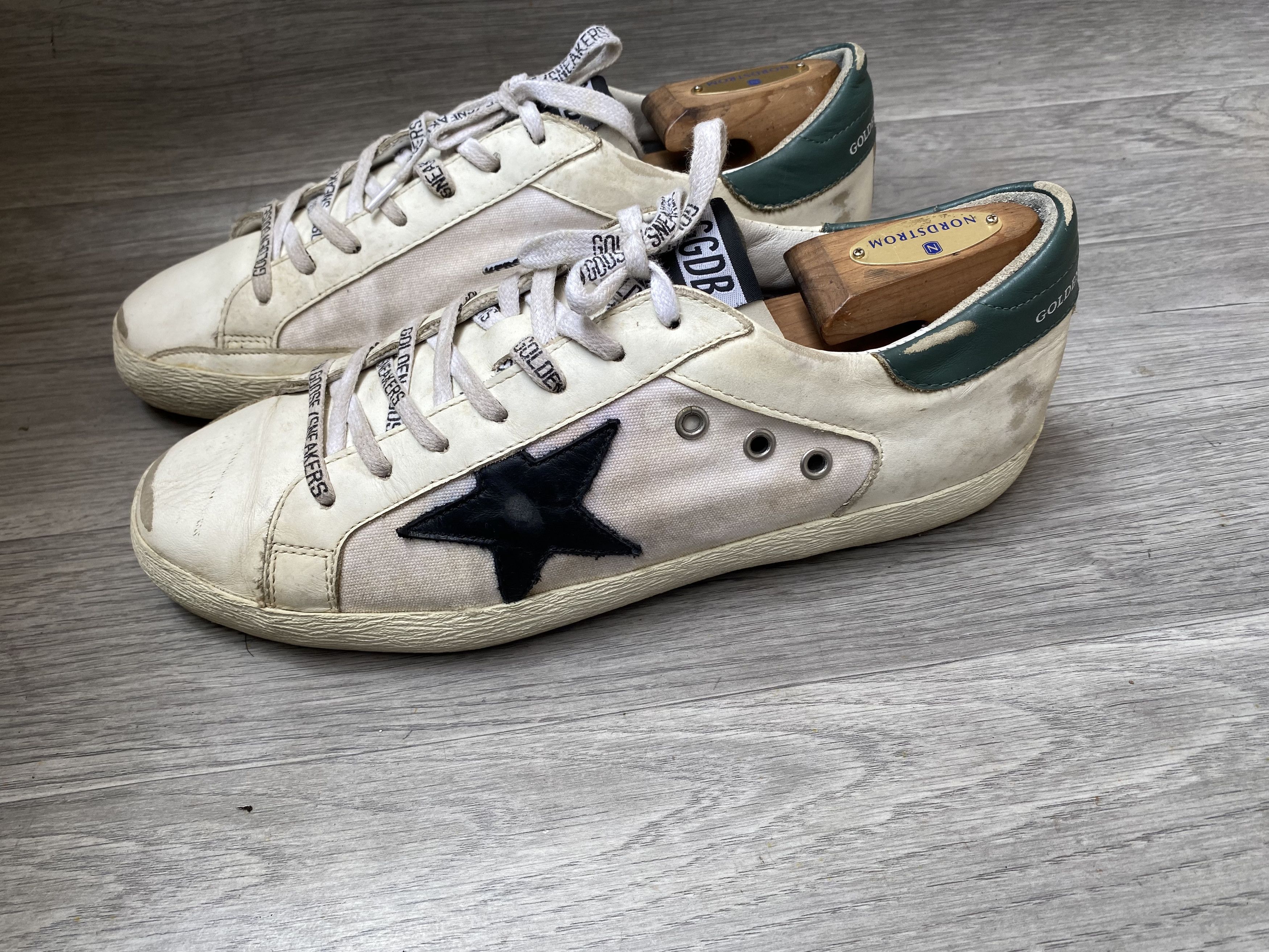 Golden Goose Golden goose distressed low top sneakers sz 42 Size US 9 / EU 42 - 4 Thumbnail