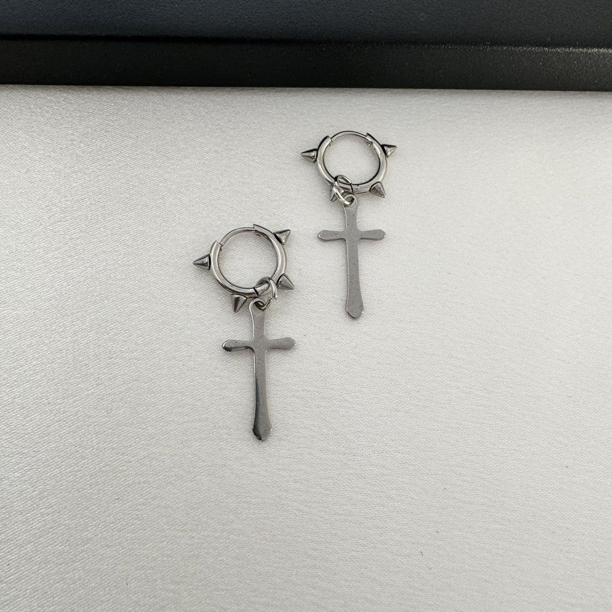 Other Cross Dangle Drop Earrings for Men Women Size ONE SIZE - 4 Thumbnail