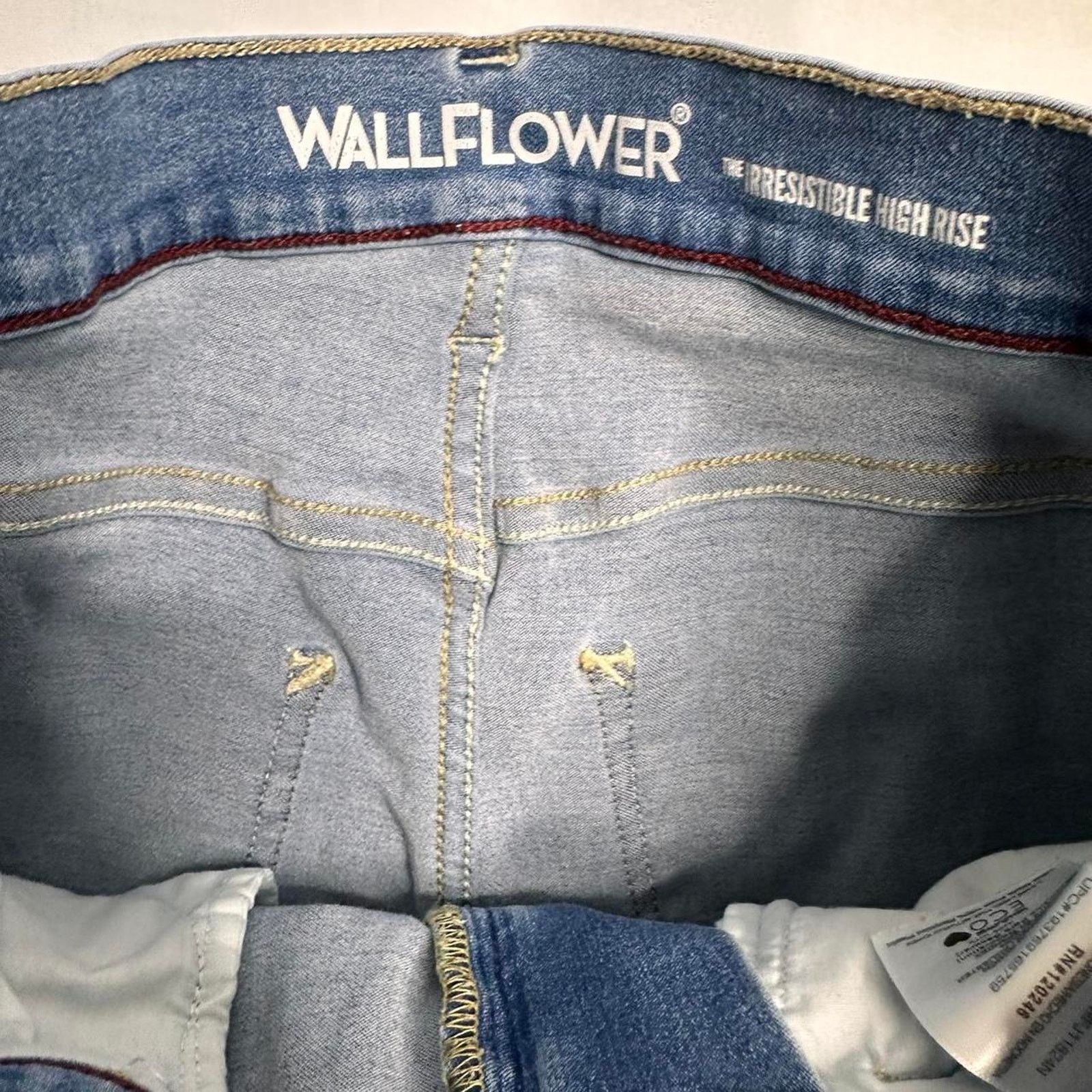 & Other Stories Wallflower Womens Size 5 Shorts Size 27" / US 4 / IT 40 - 2 Thumbnail